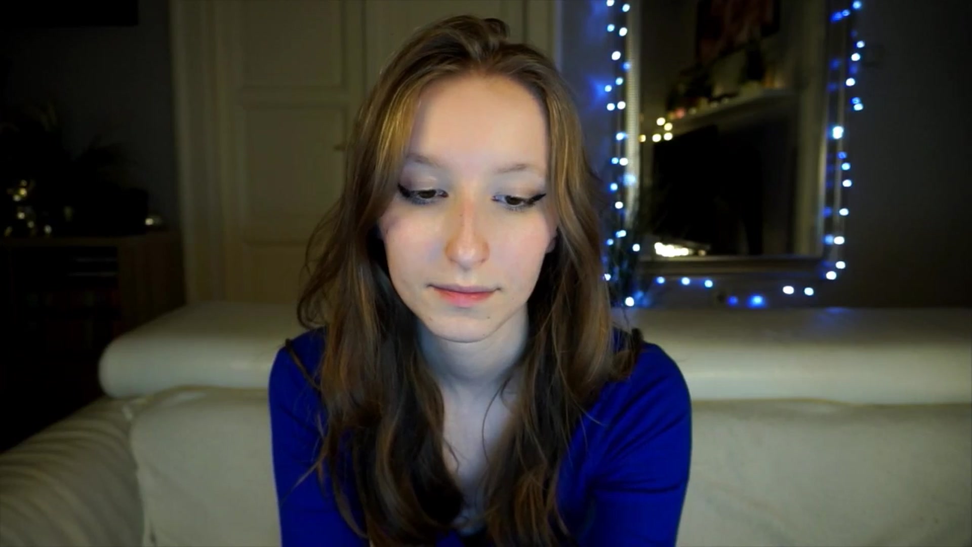 Gallery image thumbnail from Sw33t_g1rl's myfreecams stream on, 04/17/2026, 18:53 image 9 of 20