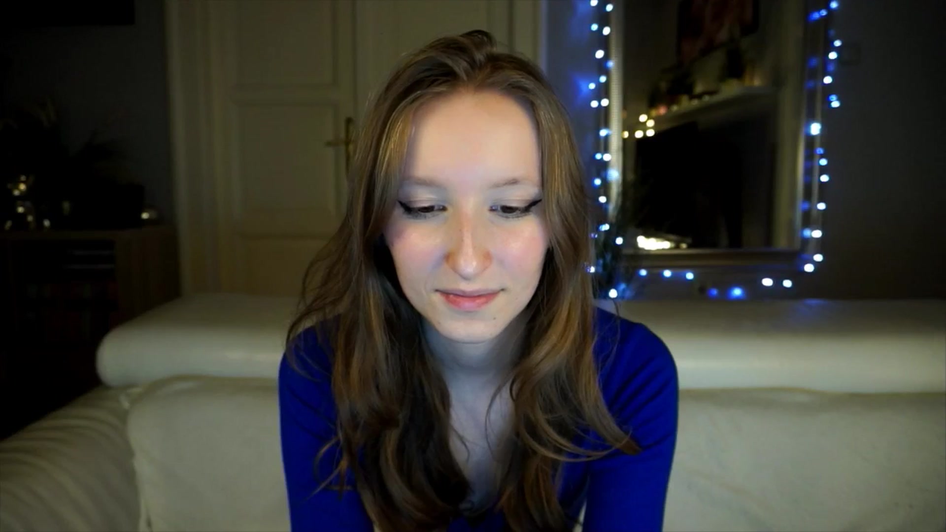 Gallery image thumbnail from Sw33t_g1rl's myfreecams stream on, 04/17/2026, 18:53 image 14 of 20