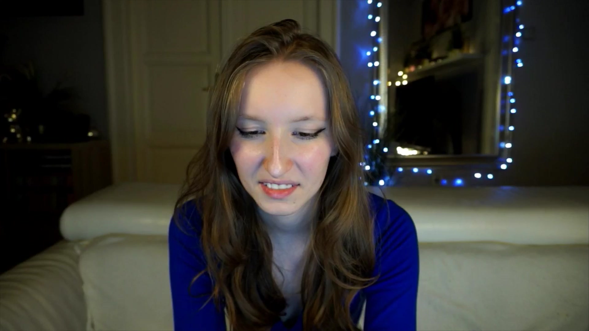 Gallery image thumbnail from Sw33t_g1rl's myfreecams stream on, 04/17/2026, 18:53 image 19 of 20