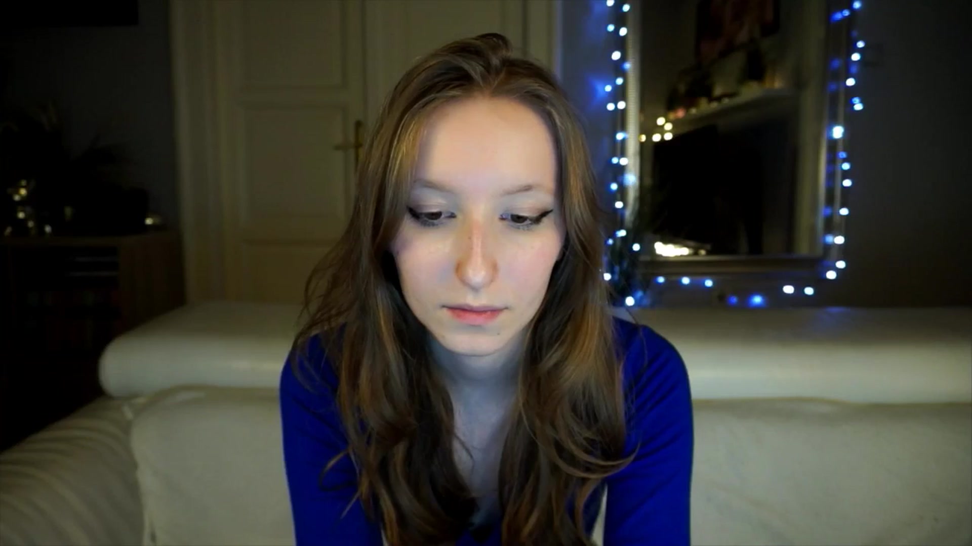 Gallery image thumbnail from Sw33t_g1rl's myfreecams stream on, 04/17/2026, 18:53 image 18 of 20
