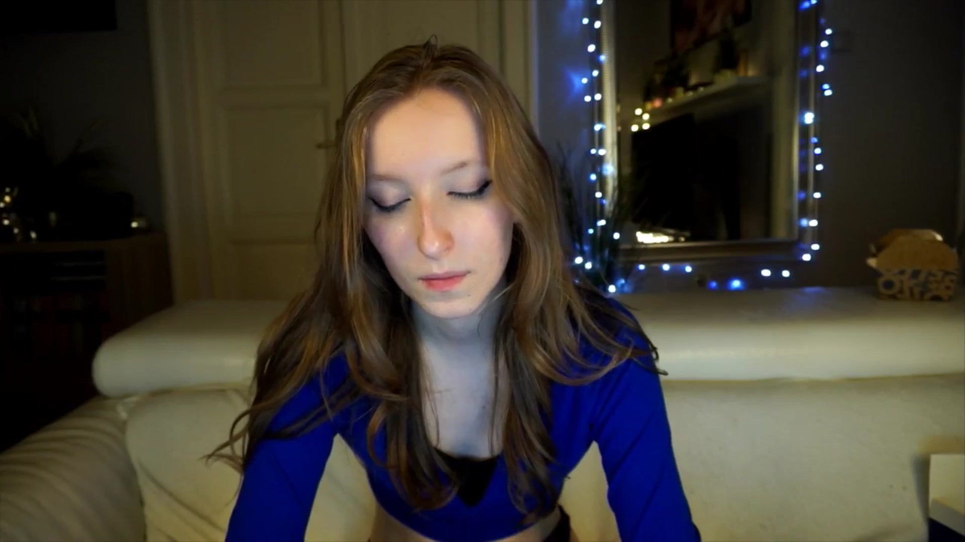 Gallery image thumbnail from Sw33t_g1rl's myfreecams stream on, 04/17/2026, 20:19 image 9 of 20