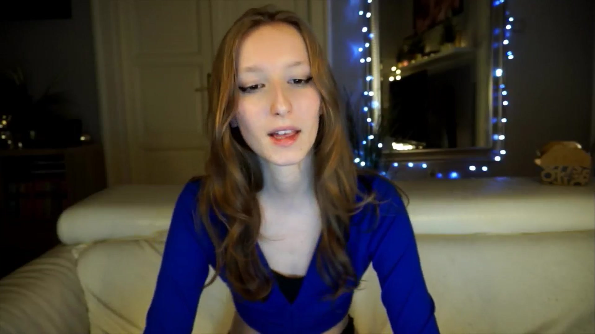 Gallery image thumbnail from Sw33t_g1rl's myfreecams stream on, 04/17/2026, 20:19 image 7 of 20