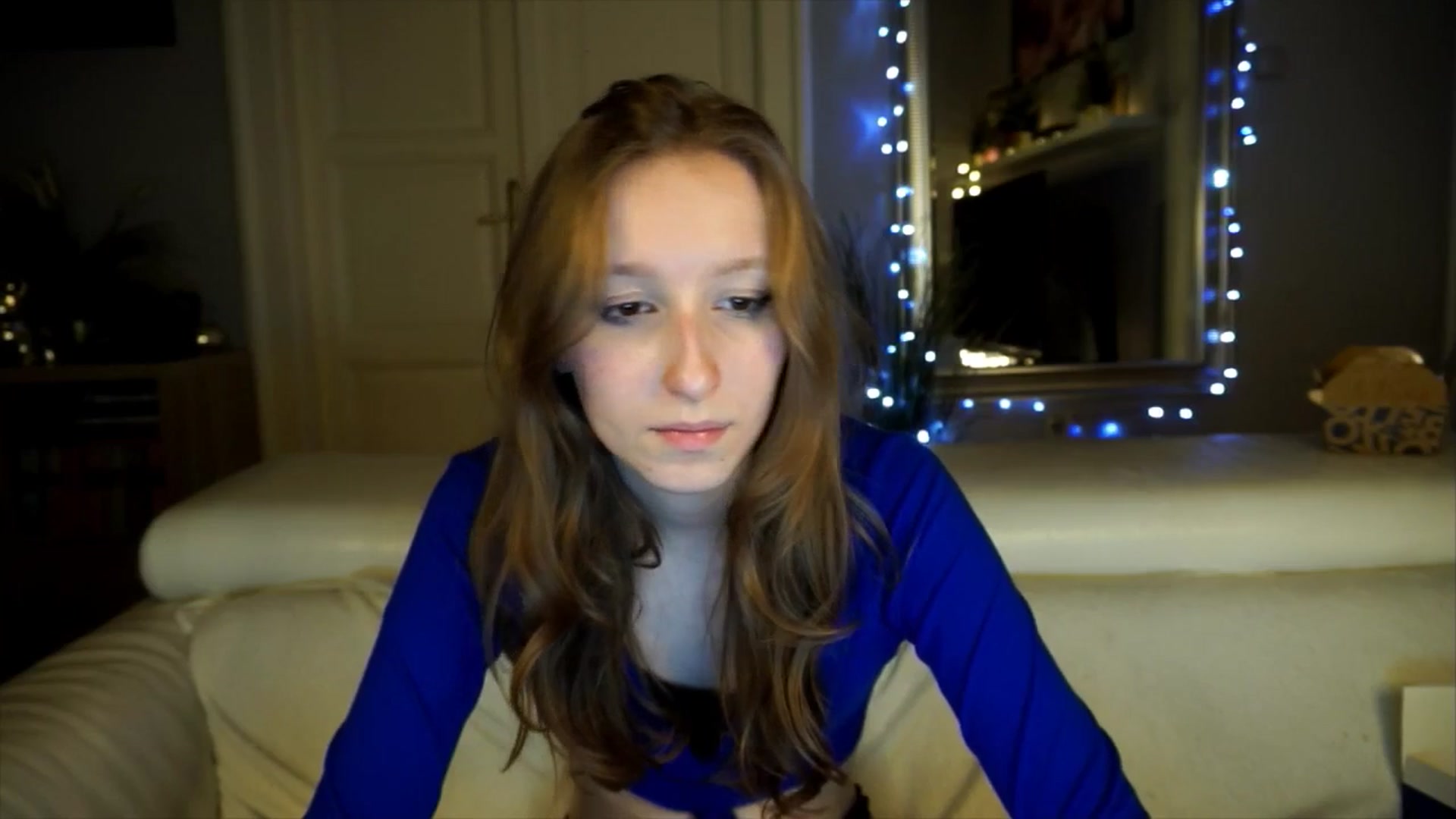 Gallery image thumbnail from Sw33t_g1rl's myfreecams stream on, 04/17/2026, 20:19 image 16 of 20
