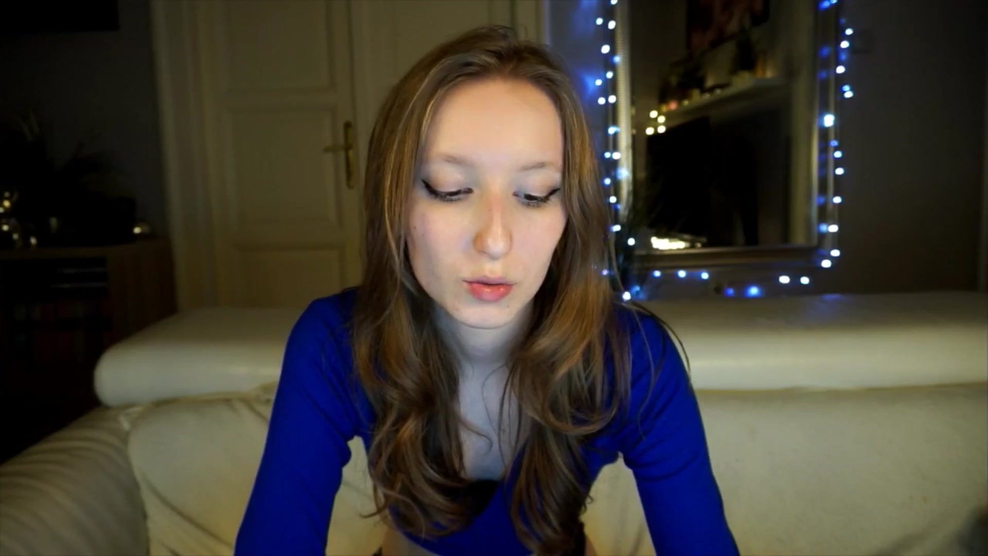 Gallery image thumbnail from Sw33t_g1rl's myfreecams stream on, 04/17/2026, 20:19 image 3 of 20