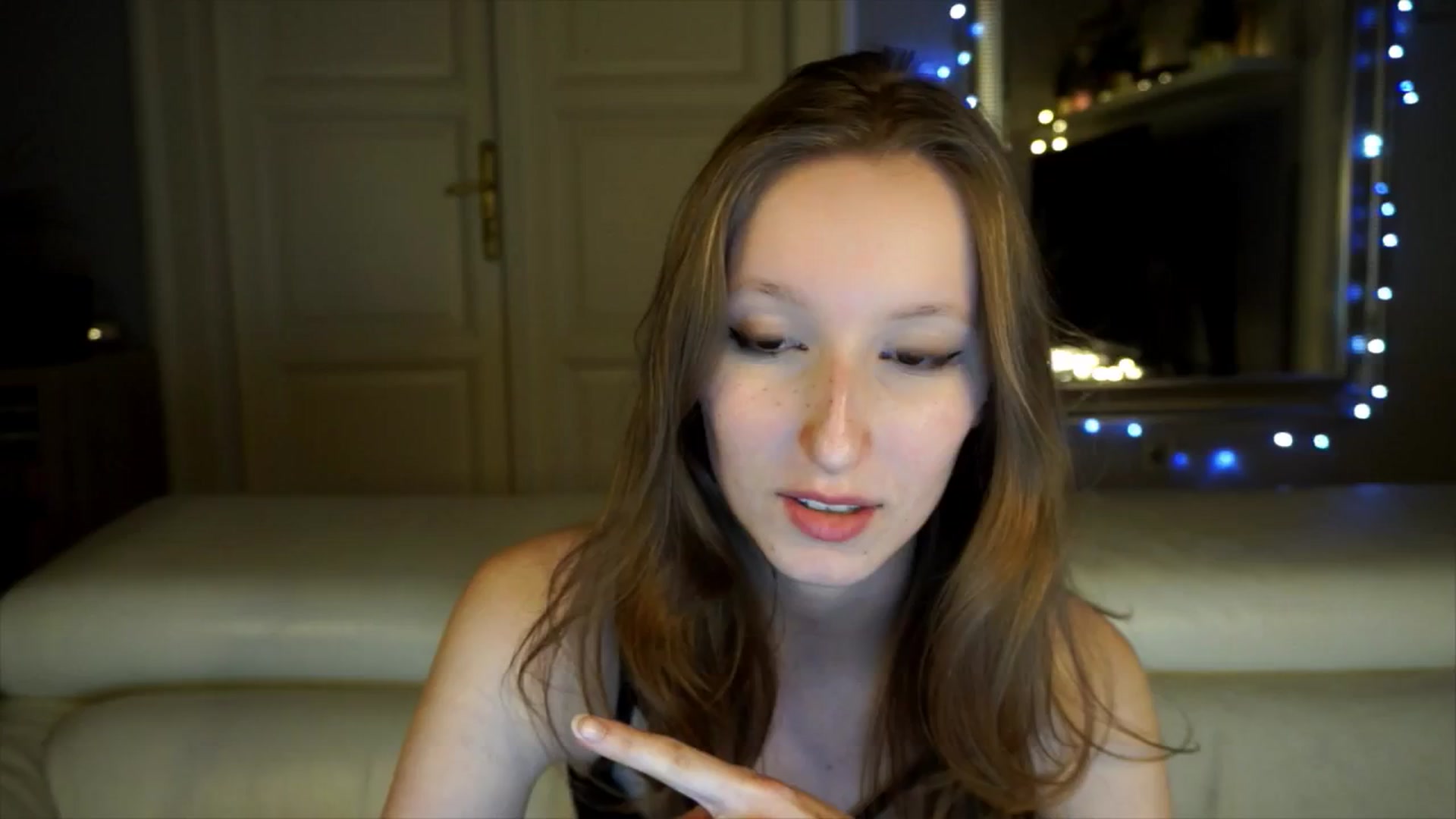 Gallery image thumbnail from Sw33t_g1rl's myfreecams stream on, 04/20/2026, 20:27 image 9 of 20
