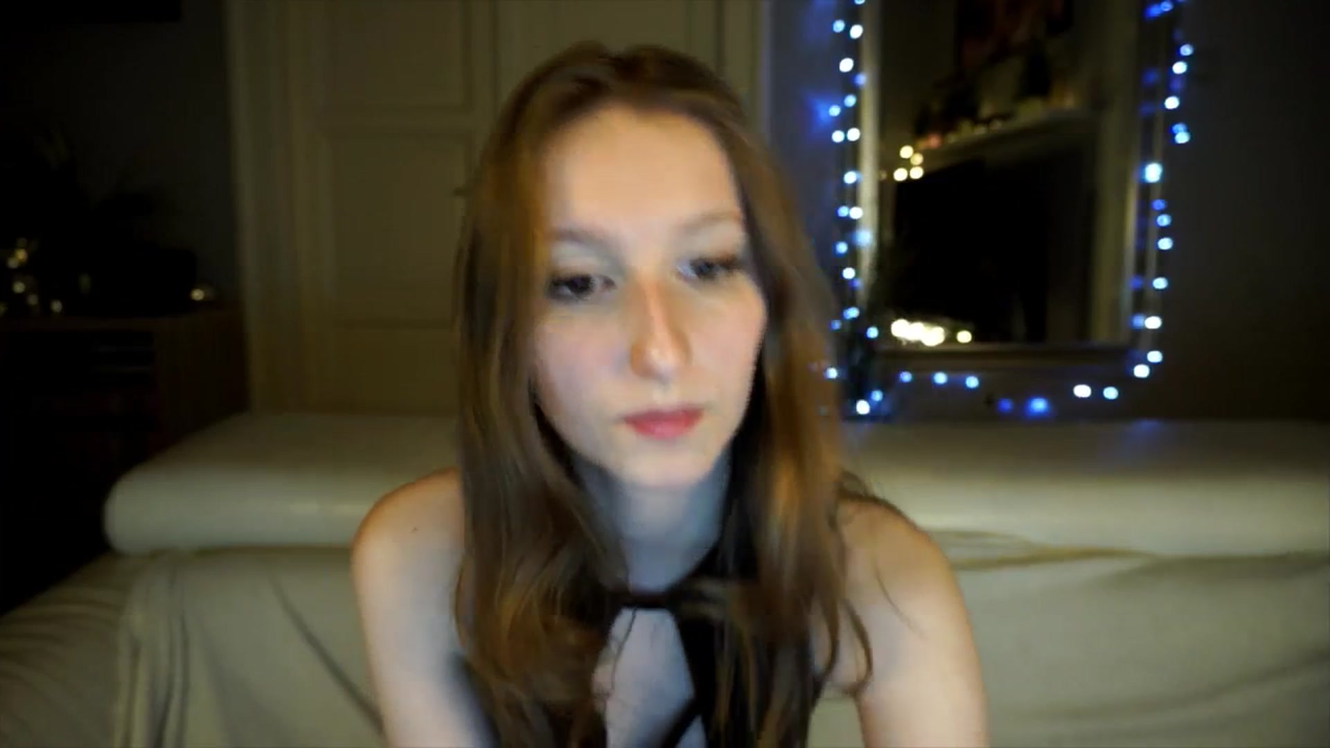 Gallery image thumbnail from Sw33t_g1rl's myfreecams stream on, 04/21/2026, 19:01 image 15 of 20
