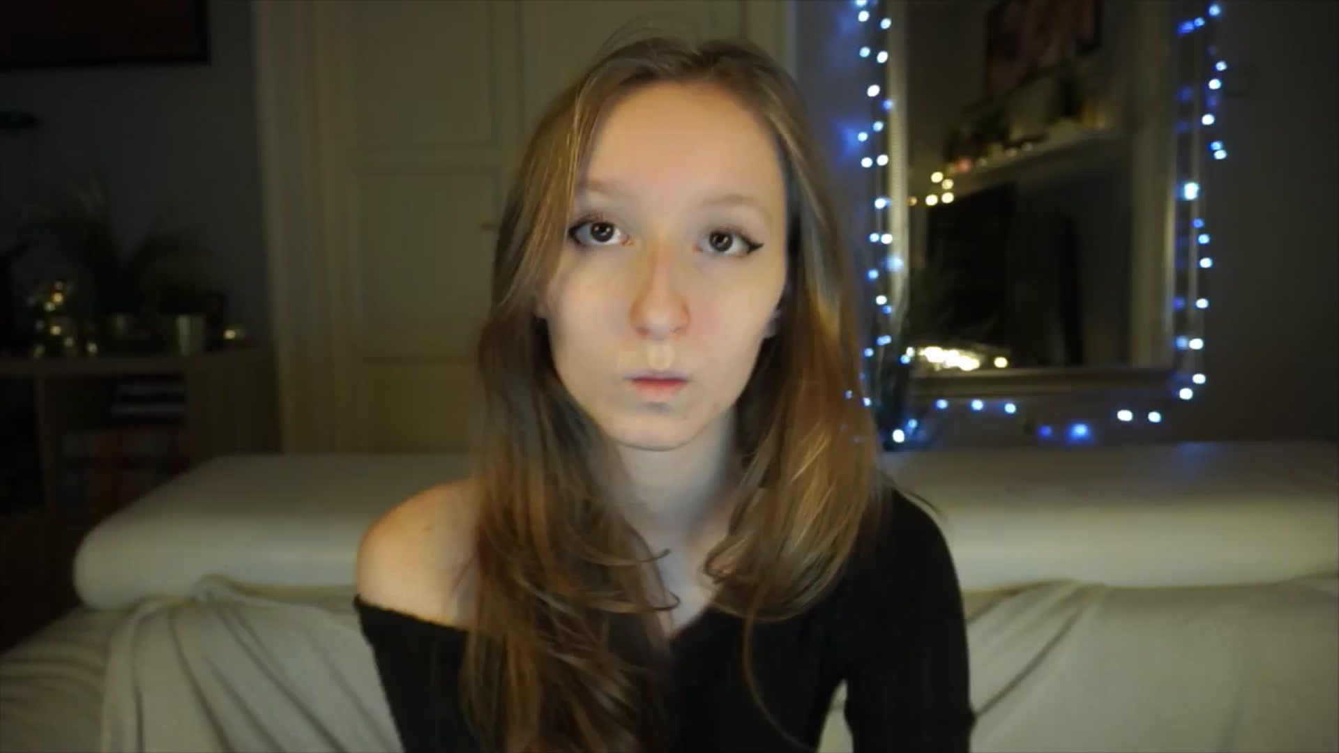 Gallery image thumbnail from Sw33t_g1rl's myfreecams stream on, 04/26/2026, 17:47 image 1 of 20