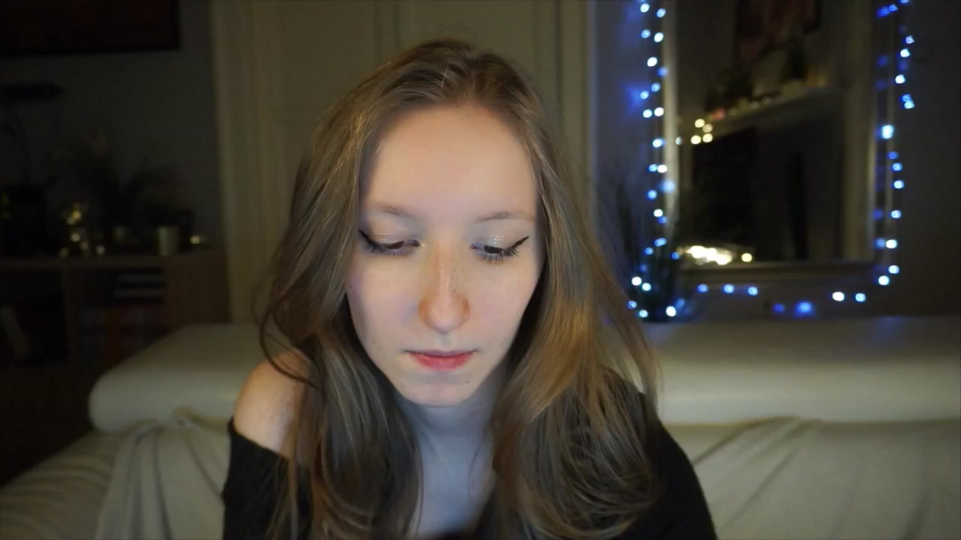 Gallery image thumbnail from Sw33t_g1rl's myfreecams stream on, 04/26/2026, 18:34 image 17 of 20