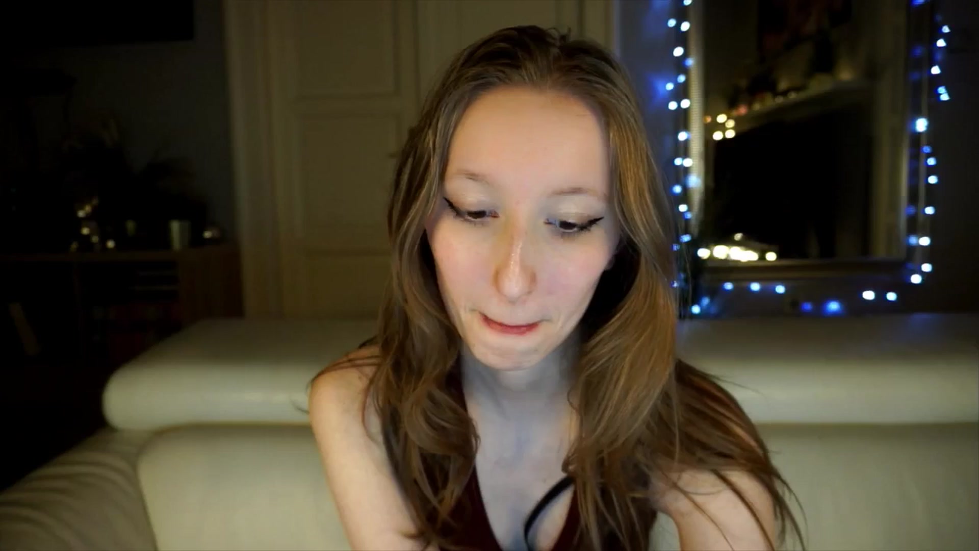 Gallery image thumbnail from Sw33t_g1rl's myfreecams stream on, 05/02/2026, 18:05 image 20 of 20