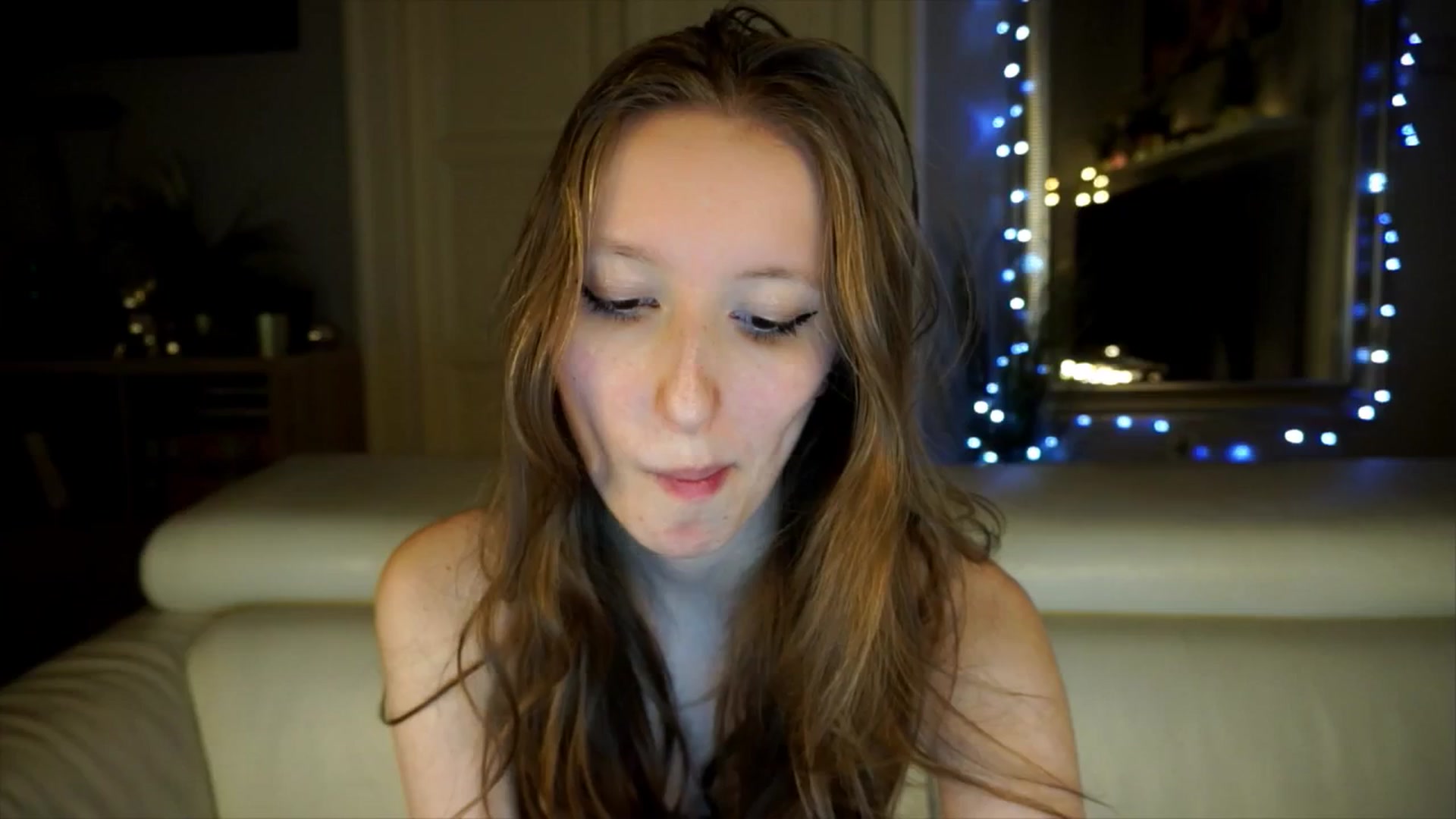 Gallery image thumbnail from Sw33t_g1rl's myfreecams stream on, 05/02/2026, 18:05 image 15 of 20