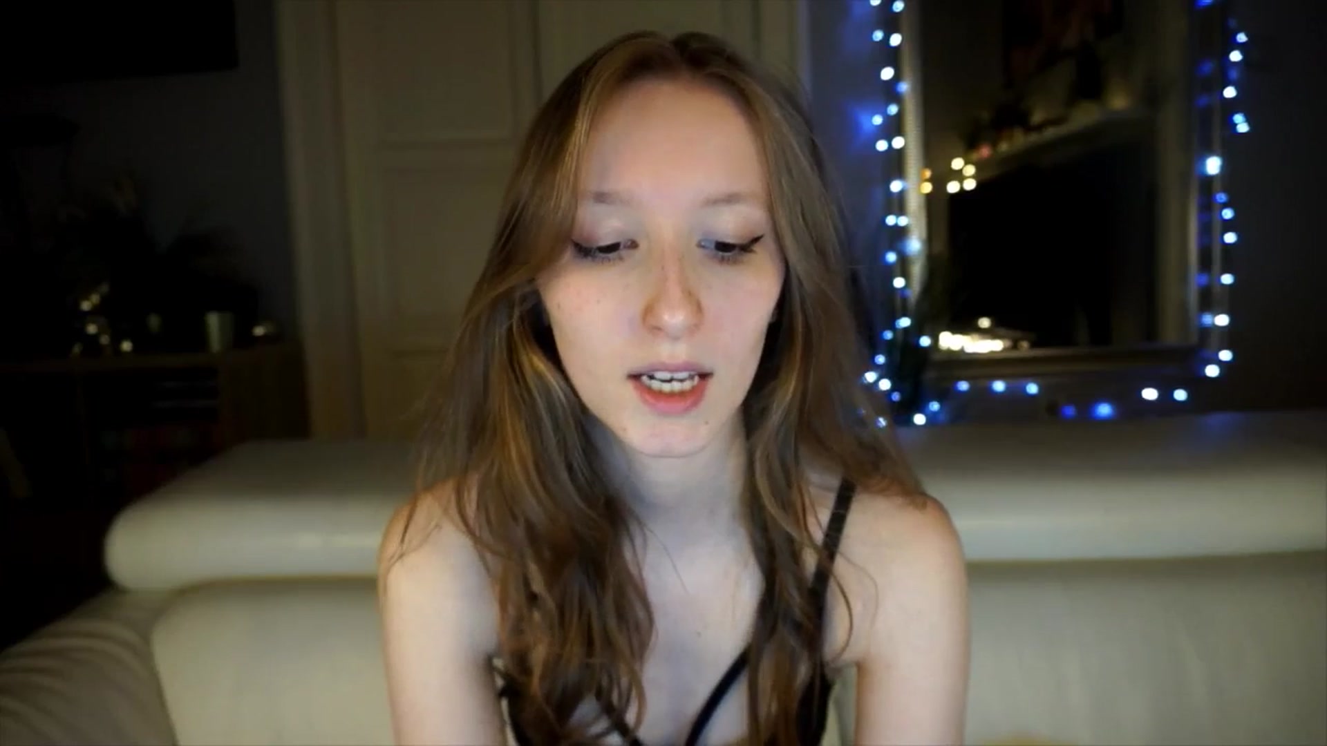 Gallery image thumbnail from Sw33t_g1rl's myfreecams stream on, 05/03/2026, 17:42 image 8 of 20