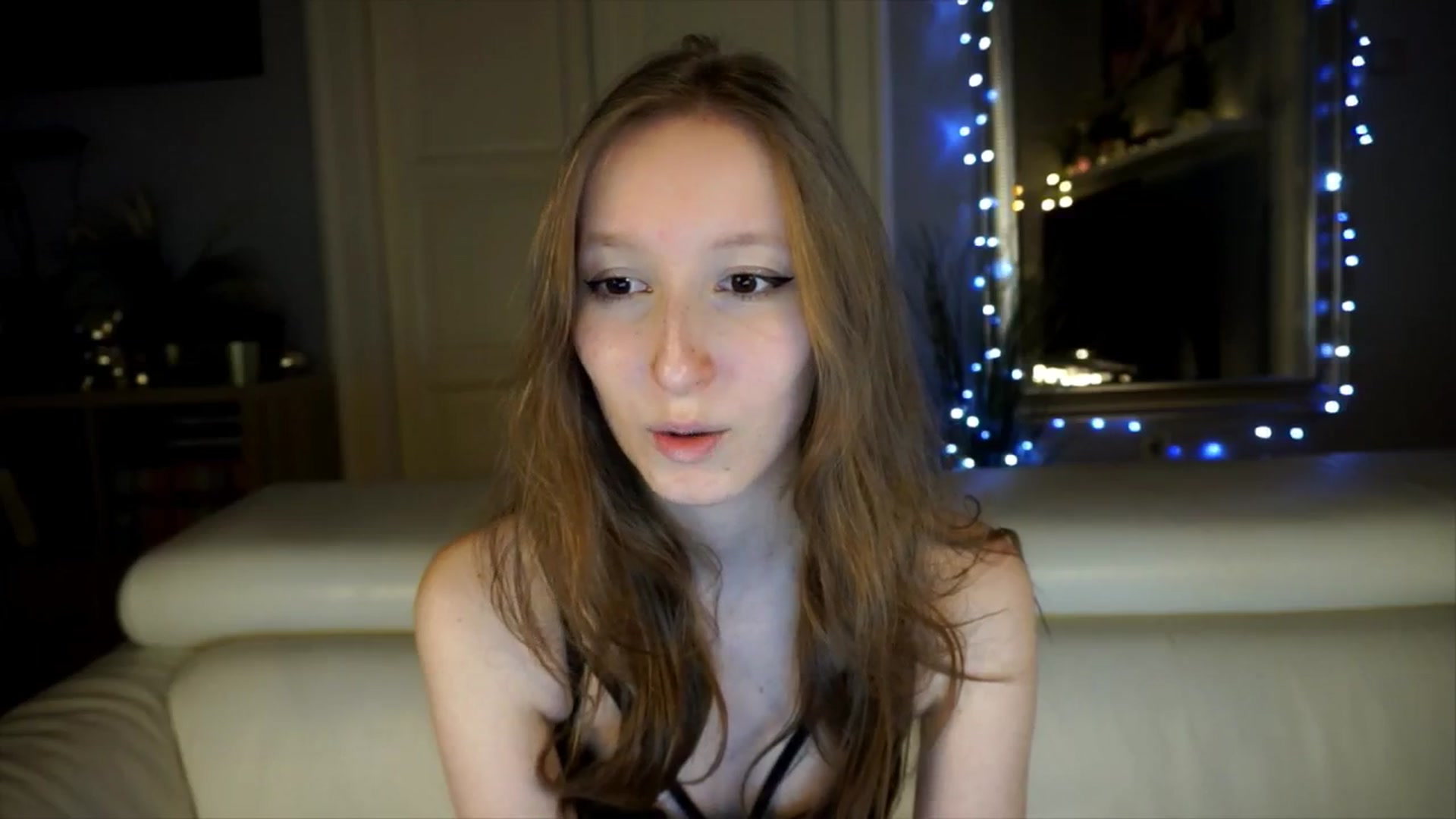 Gallery image thumbnail from Sw33t_g1rl's myfreecams stream on, 05/03/2026, 17:42 image 3 of 20