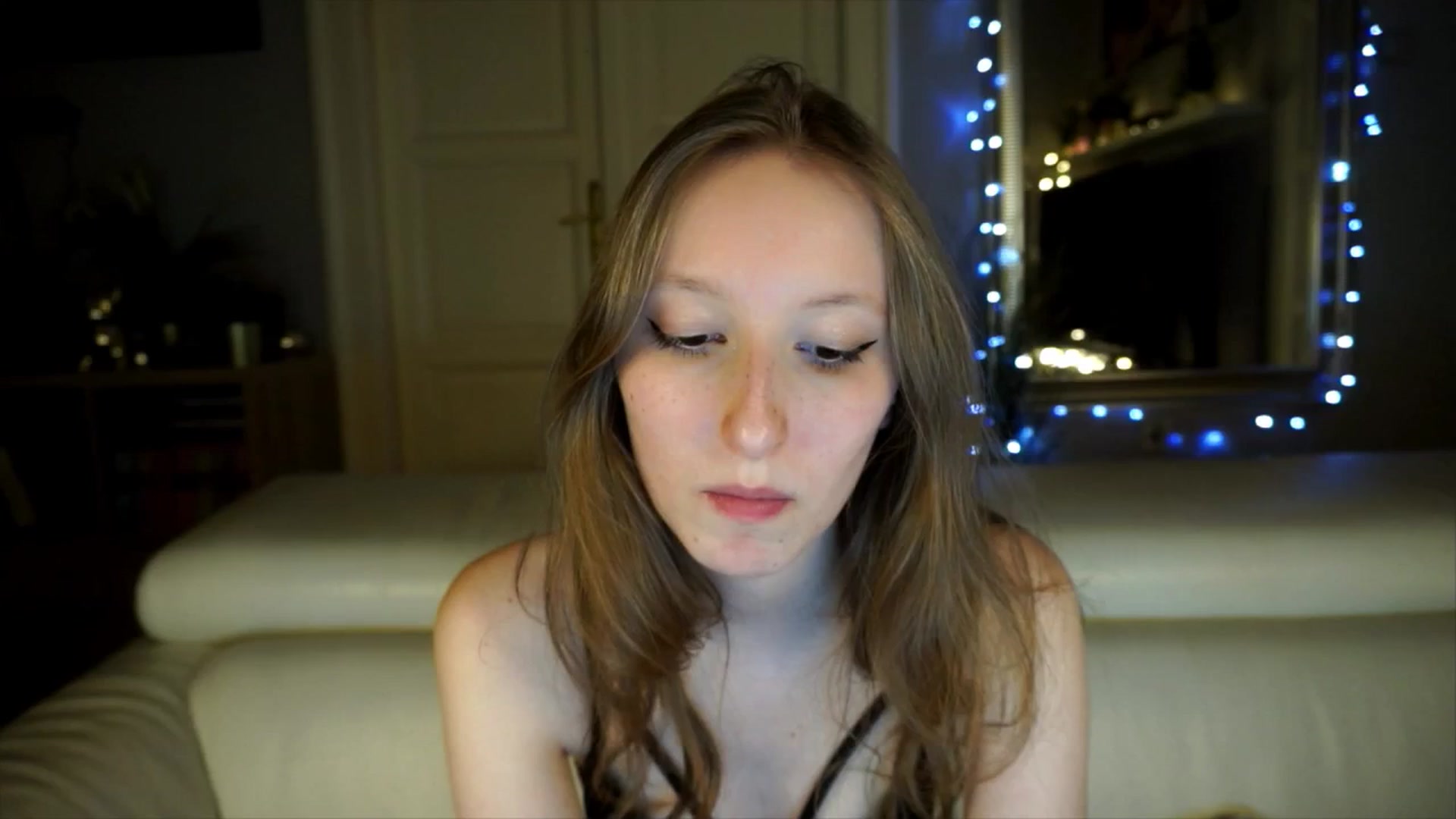 Gallery image thumbnail from Sw33t_g1rl's myfreecams stream on, 05/03/2026, 20:06 image 20 of 20