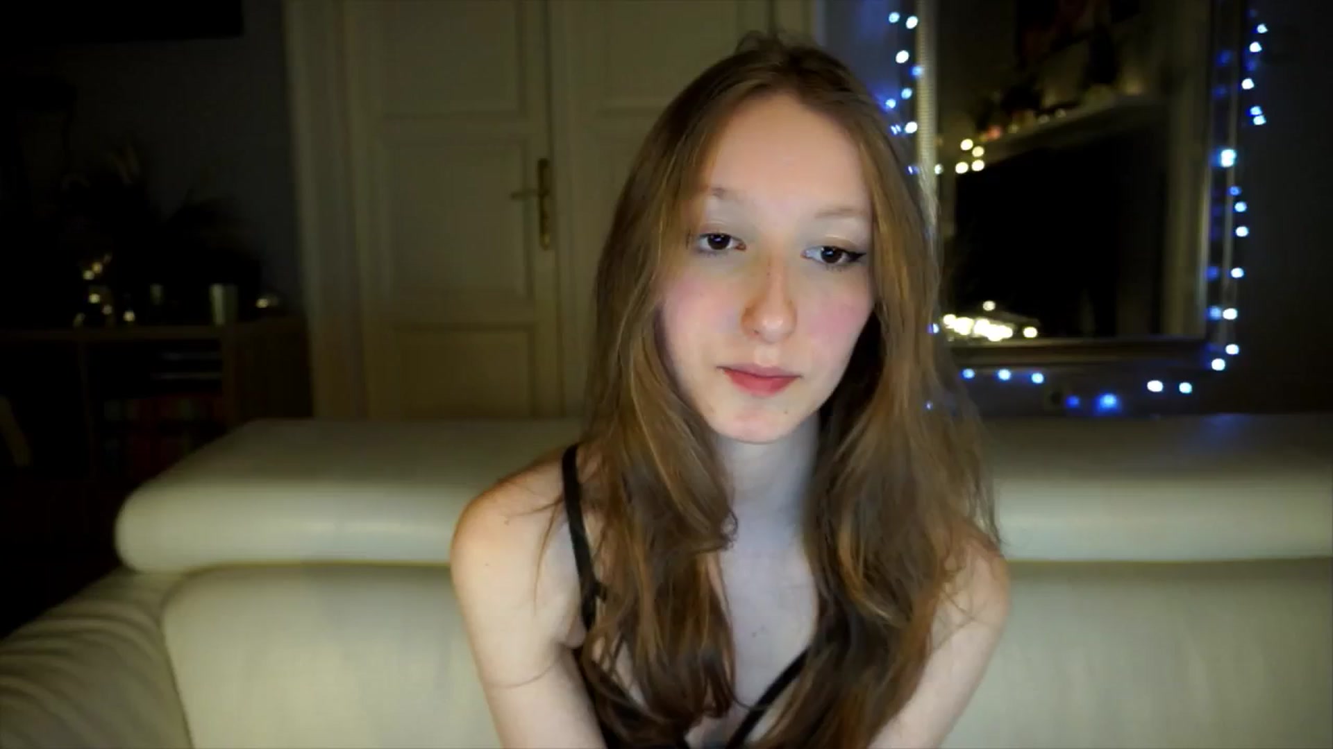 Gallery image thumbnail from Sw33t_g1rl's myfreecams stream on, 05/03/2026, 20:06 image 5 of 20