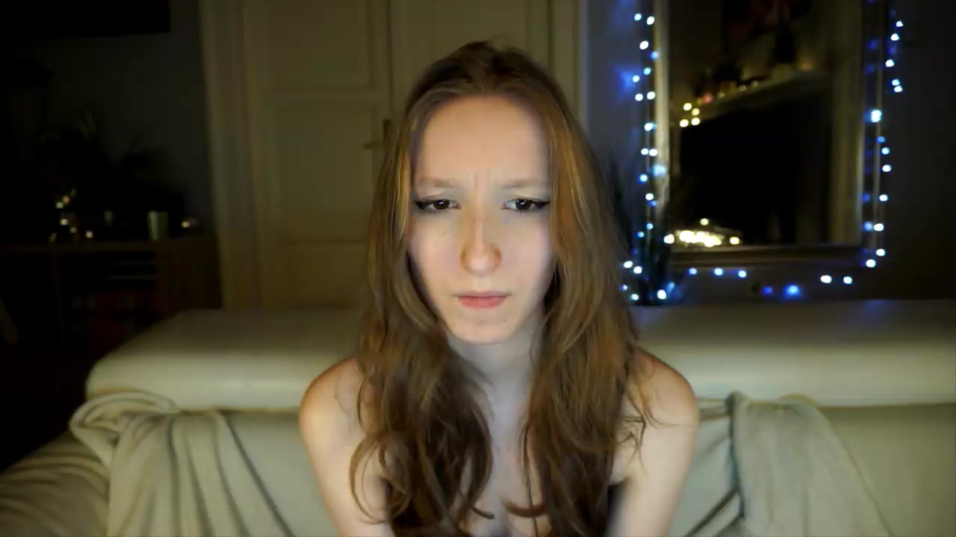 Gallery image thumbnail from Sw33t_g1rl's myfreecams stream on, 05/07/2026, 18:41 image 10 of 20
