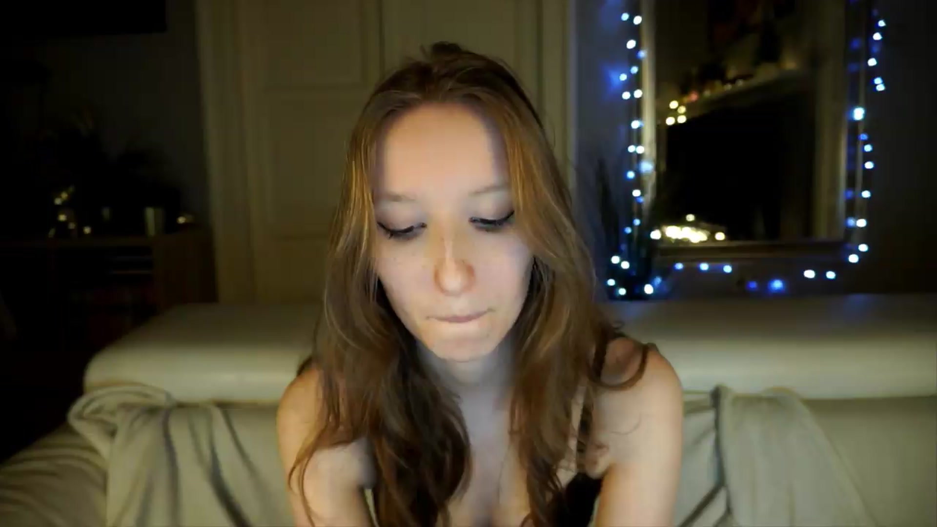 Gallery image thumbnail from Sw33t_g1rl's myfreecams stream on, 05/07/2026, 18:41 image 7 of 20