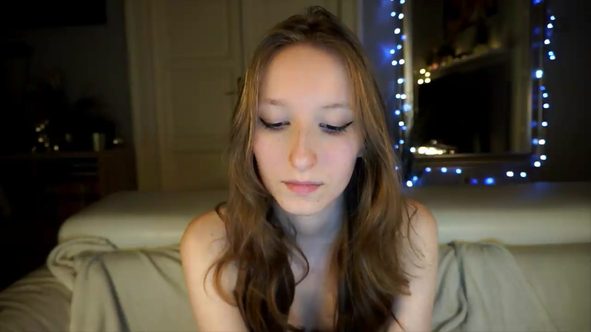 Gallery image thumbnail from Sw33t_g1rl's myfreecams stream on, 05/07/2026, 20:40 image 2 of 20