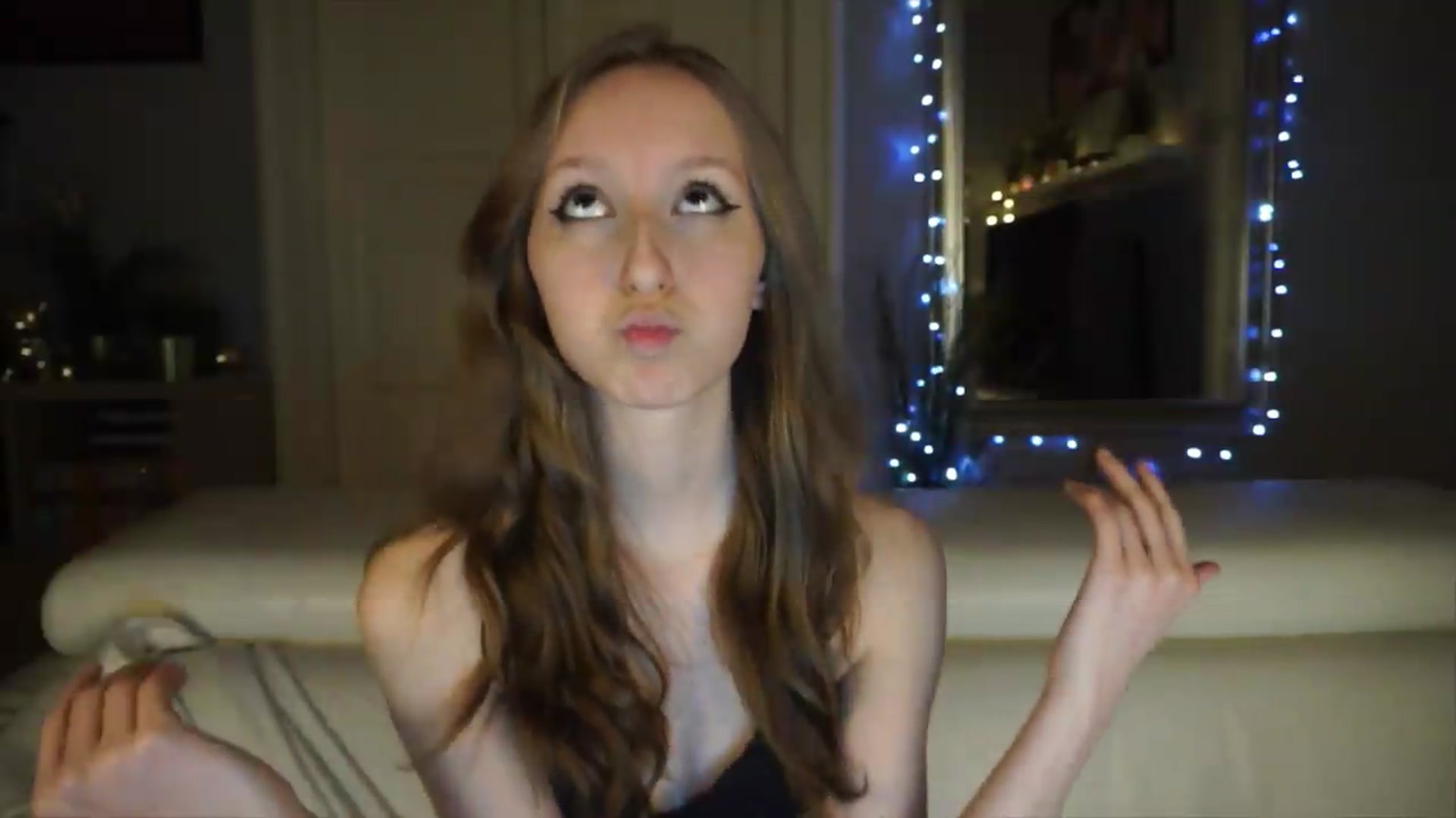Gallery image thumbnail from Sw33t_g1rl's myfreecams stream on, 05/10/2026, 18:21 image 20 of 20