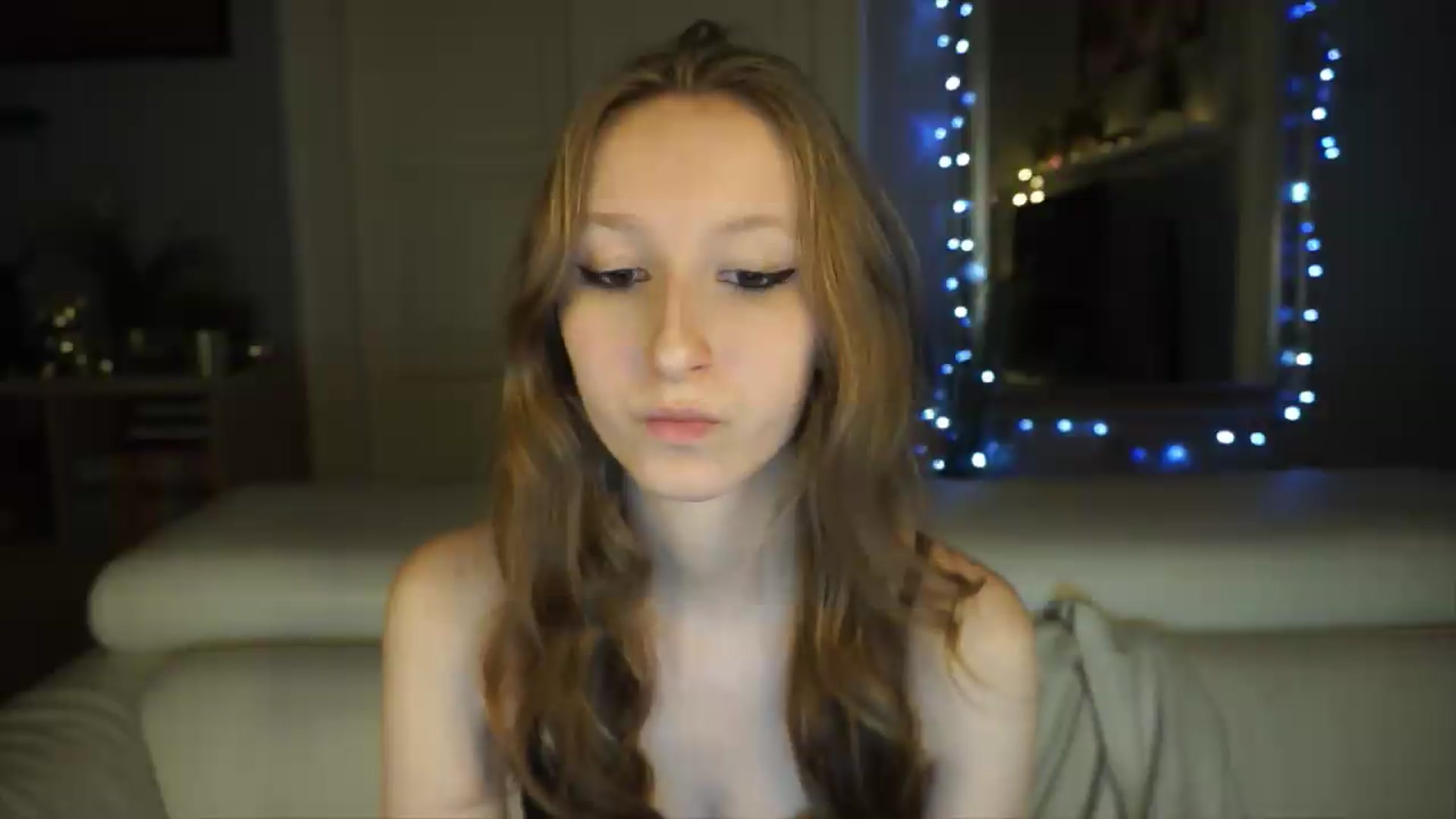 Gallery image thumbnail from Sw33t_g1rl's myfreecams stream on, 05/11/2026, 18:00 image 4 of 20