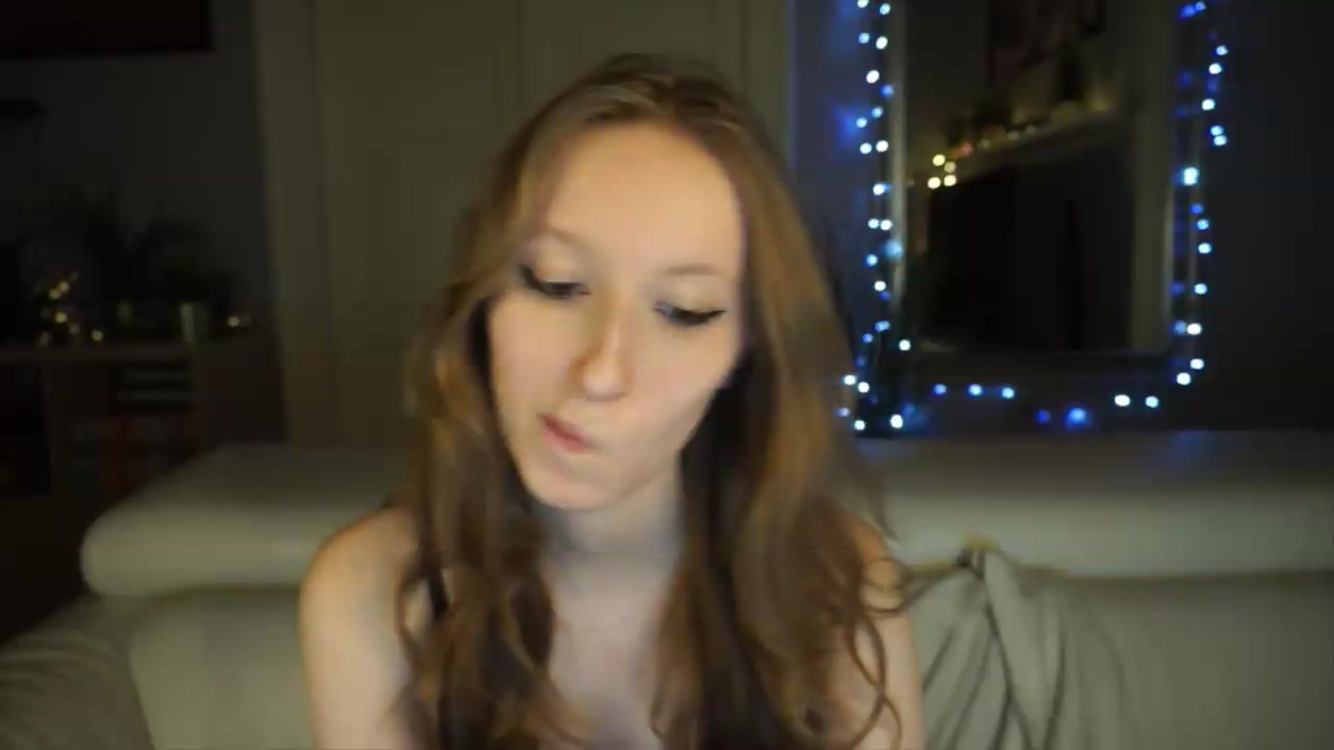 Gallery image thumbnail from Sw33t_g1rl's myfreecams stream on, 05/11/2026, 18:00 image 5 of 20