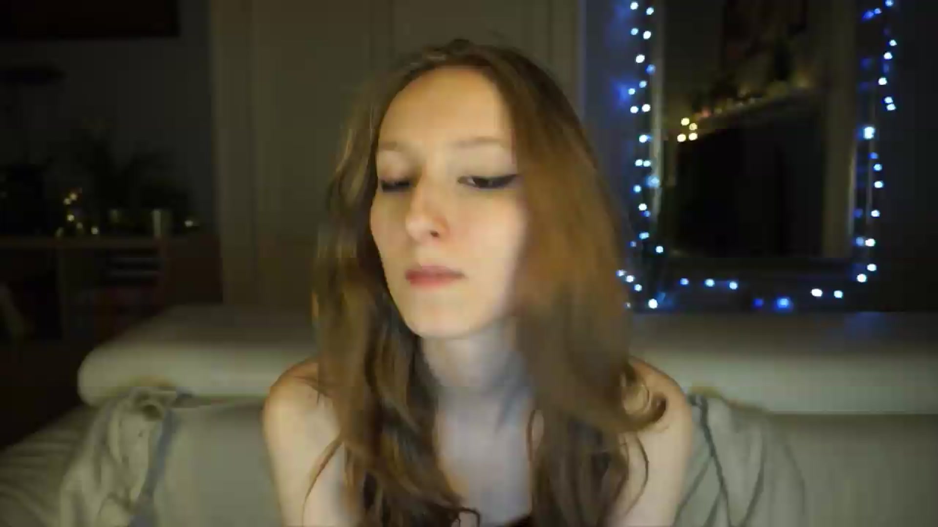 Gallery image thumbnail from Sw33t_g1rl's myfreecams stream on, 05/12/2026, 17:43 image 7 of 20
