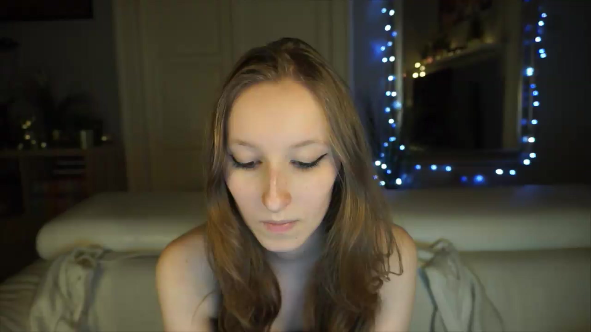 Gallery image thumbnail from Sw33t_g1rl's myfreecams stream on, 05/12/2026, 19:10 image 1 of 20