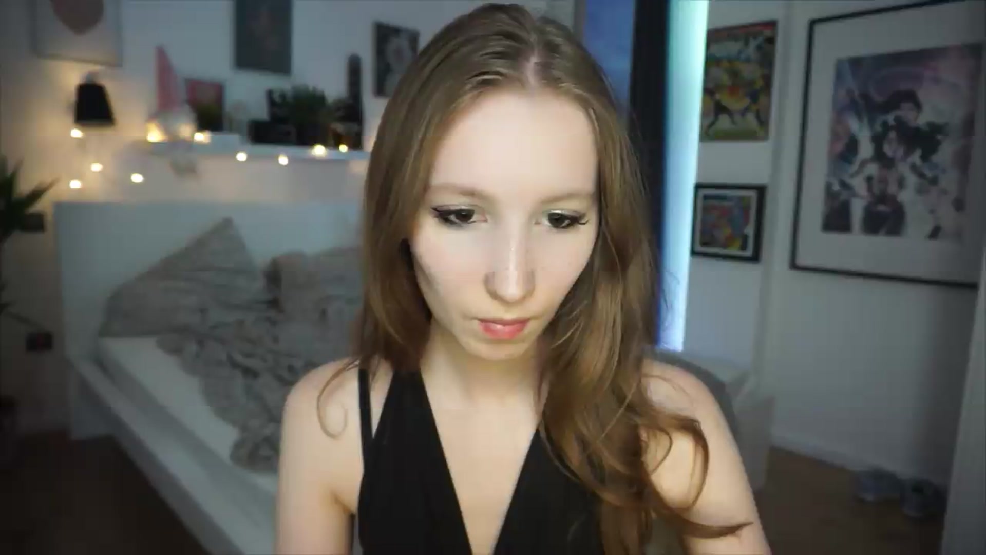 Gallery image thumbnail from Sw33t_g1rl's myfreecams stream on, 06/12/2026, 21:13 image 7 of 20