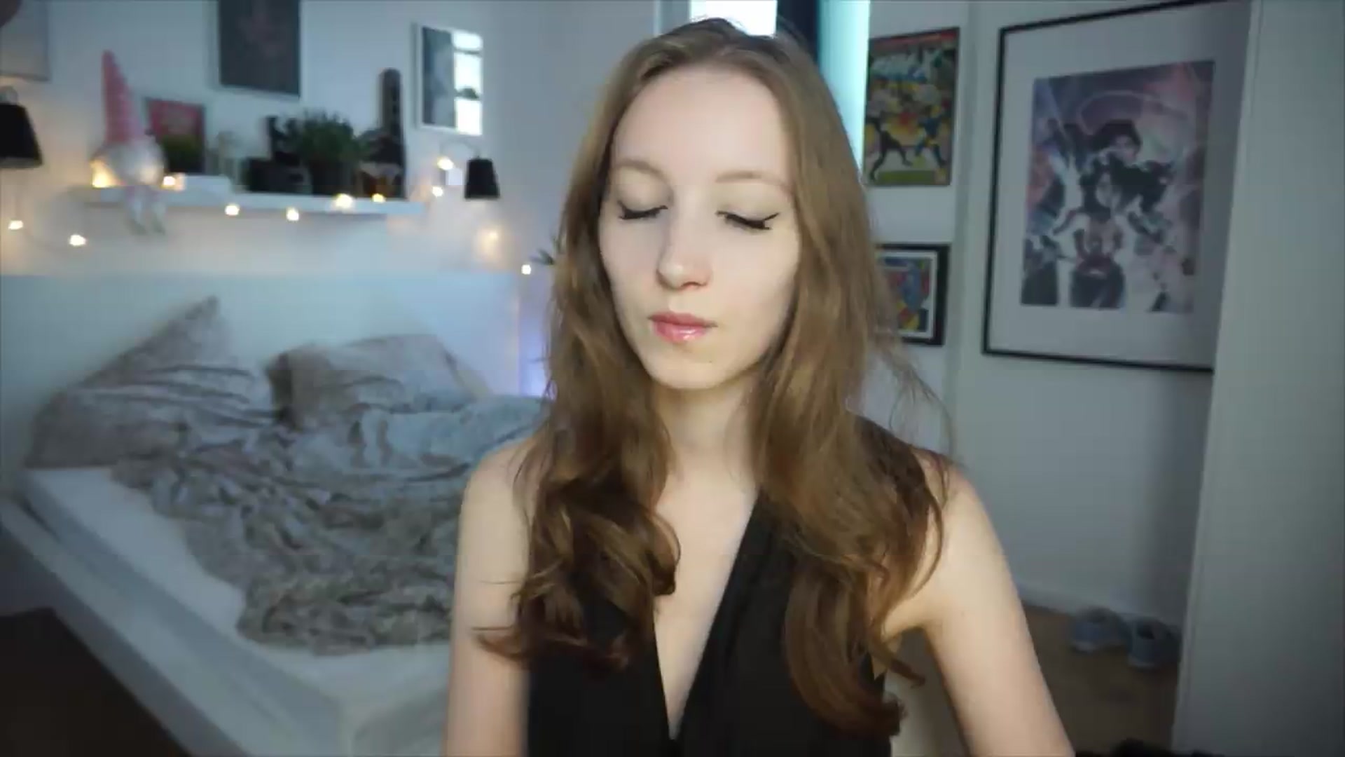 Gallery image thumbnail from Sw33t_g1rl's myfreecams stream on, 06/12/2026, 21:13 image 3 of 20