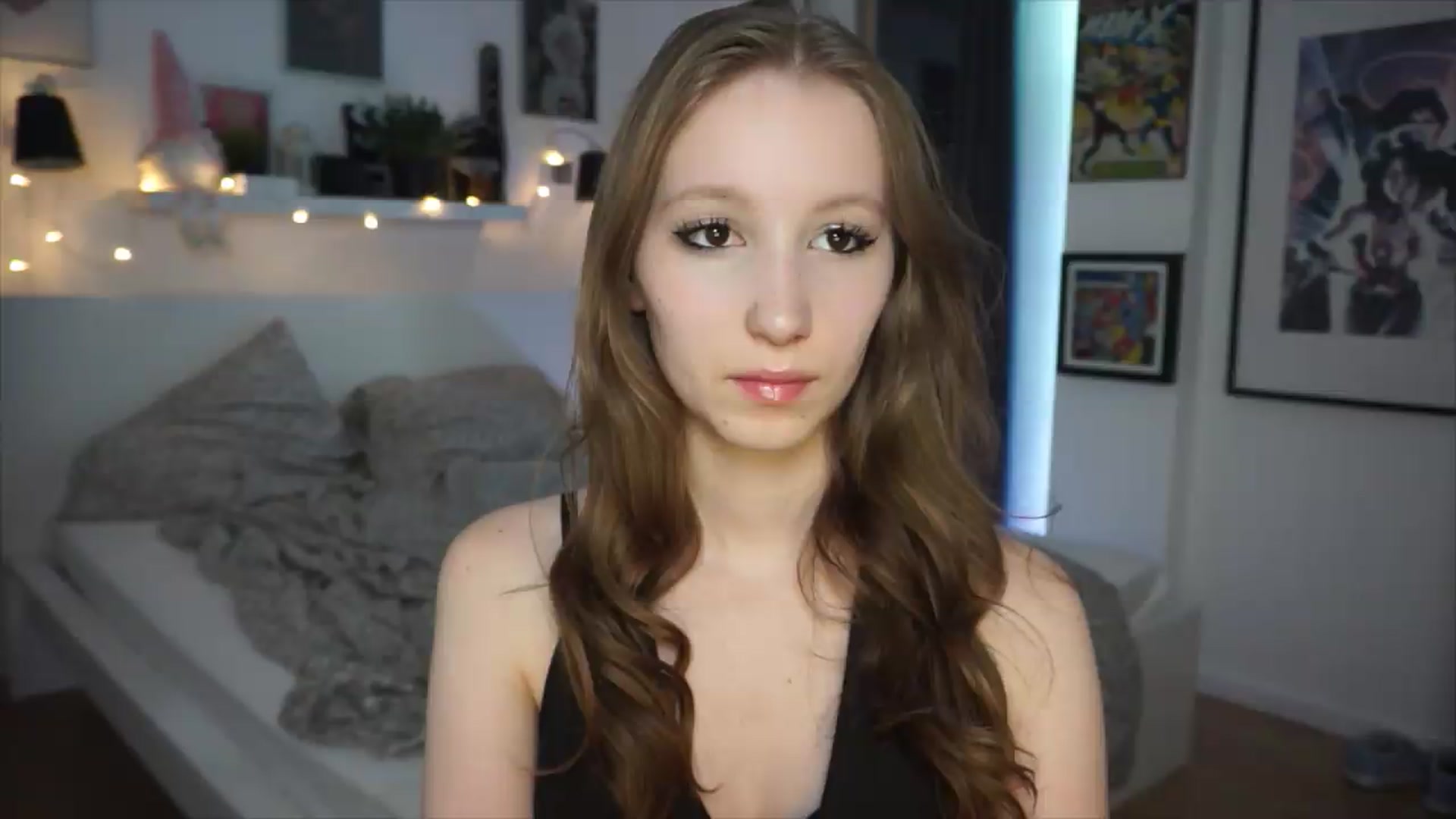 Gallery image thumbnail from Sw33t_g1rl's myfreecams stream on, 06/12/2026, 22:33 image 10 of 20