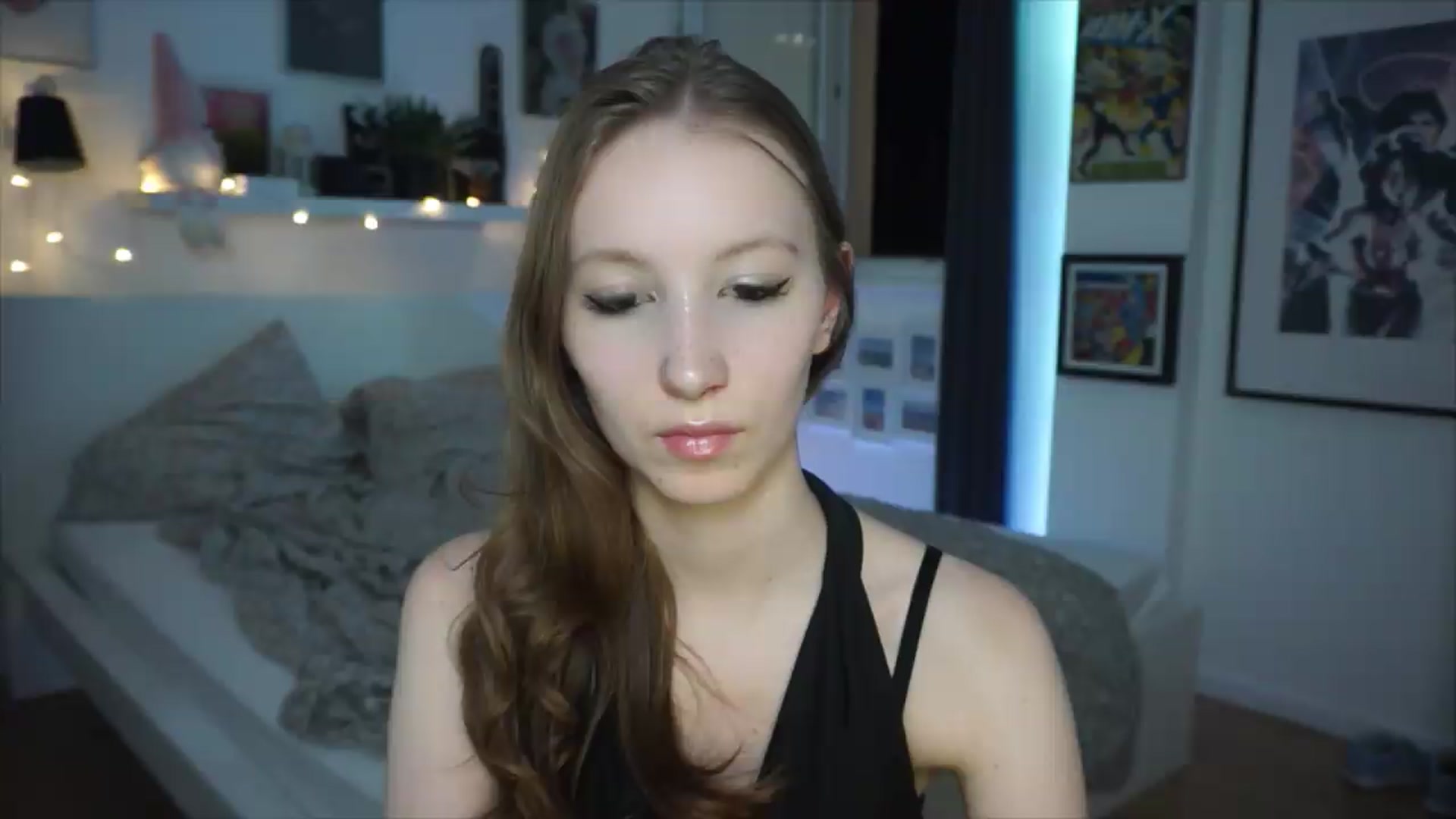 Gallery image thumbnail from Sw33t_g1rl's myfreecams stream on, 06/12/2026, 22:33 image 8 of 20