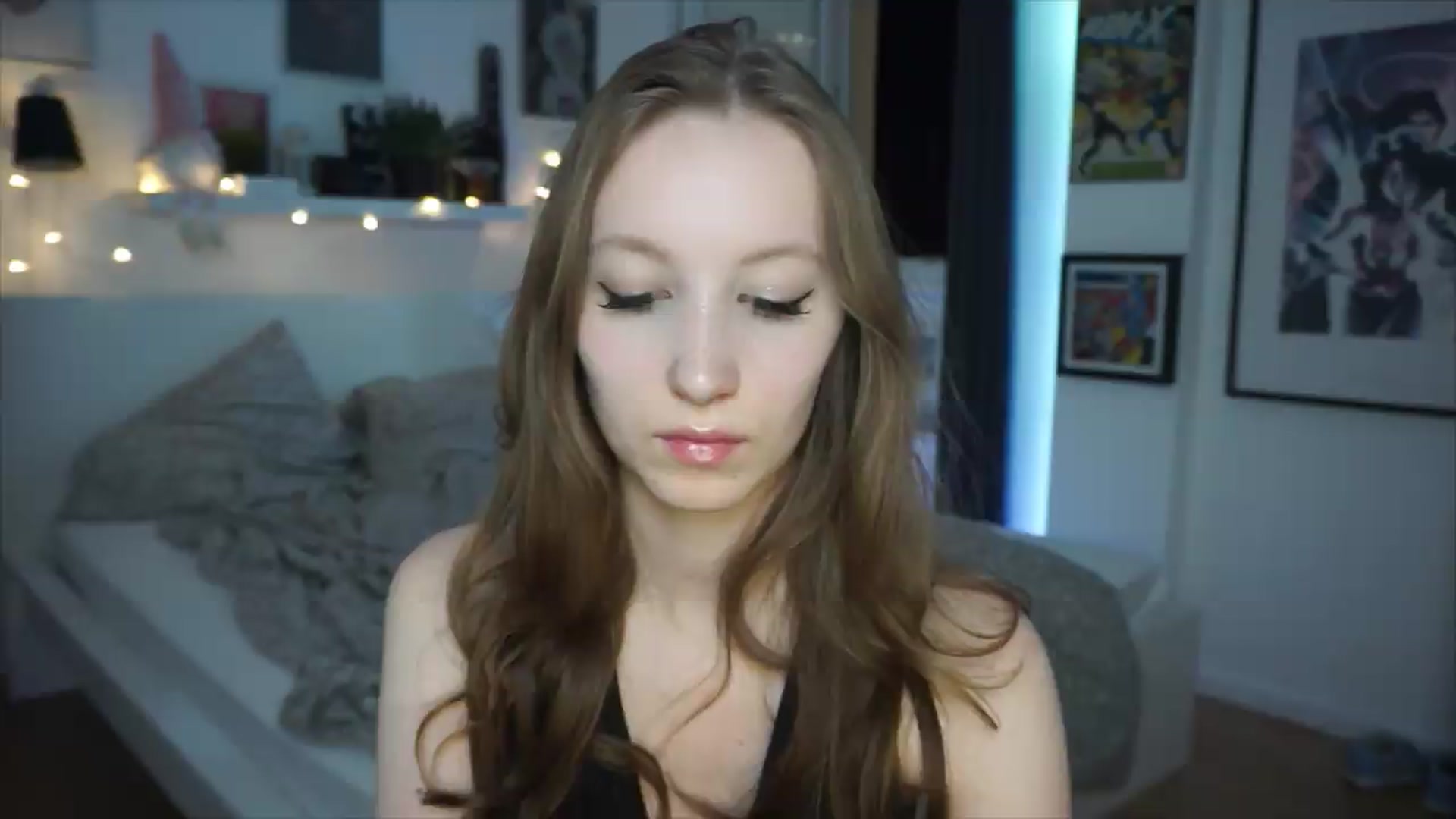Gallery image thumbnail from Sw33t_g1rl's myfreecams stream on, 06/12/2026, 22:33 image 5 of 20