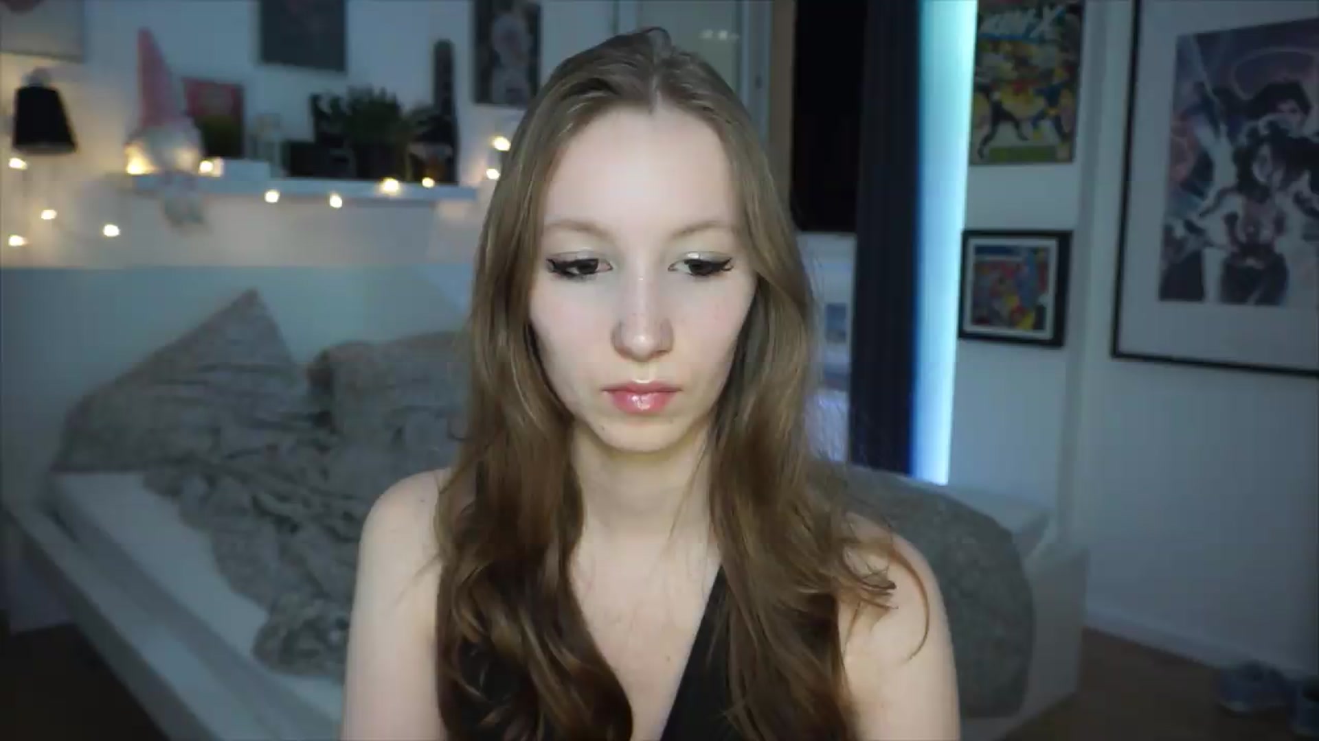 Gallery image thumbnail from Sw33t_g1rl's myfreecams stream on, 06/12/2026, 22:33 image 7 of 20