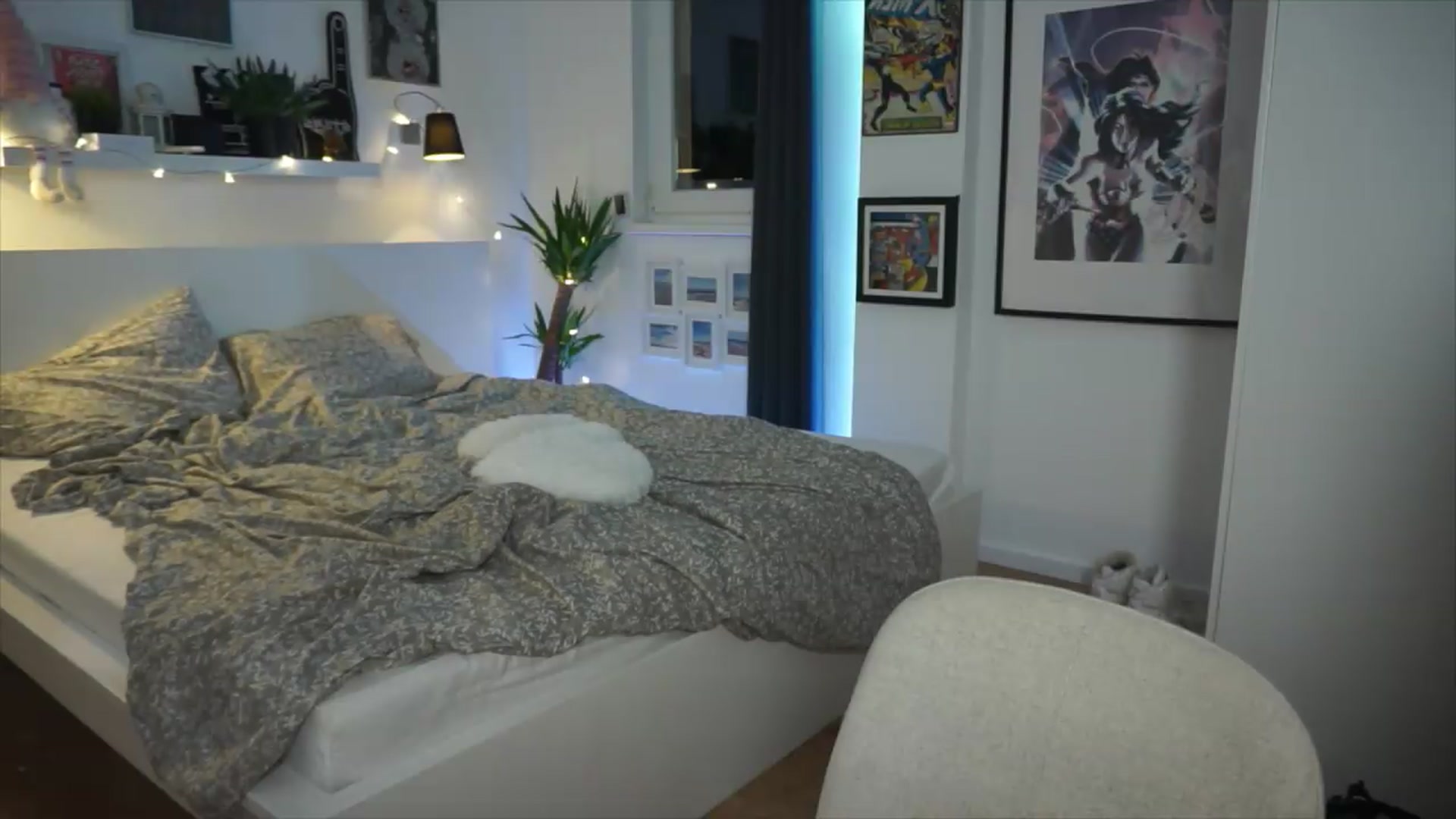 Gallery image thumbnail from Sw33t_g1rl's myfreecams stream on, 06/14/2026, 20:33 image 18 of 20