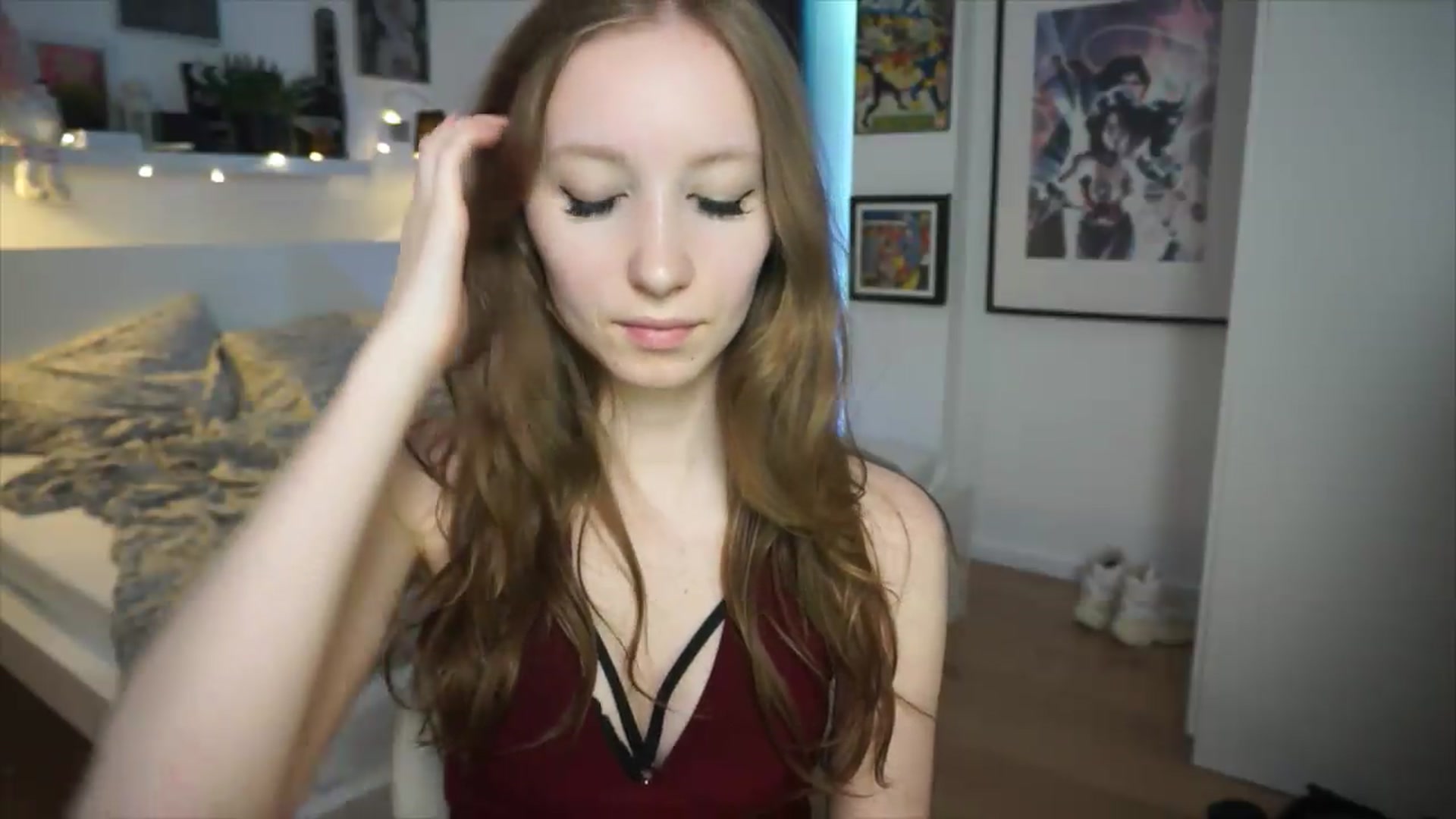 Gallery image thumbnail from Sw33t_g1rl's myfreecams stream on, 06/14/2026, 20:33 image 20 of 20