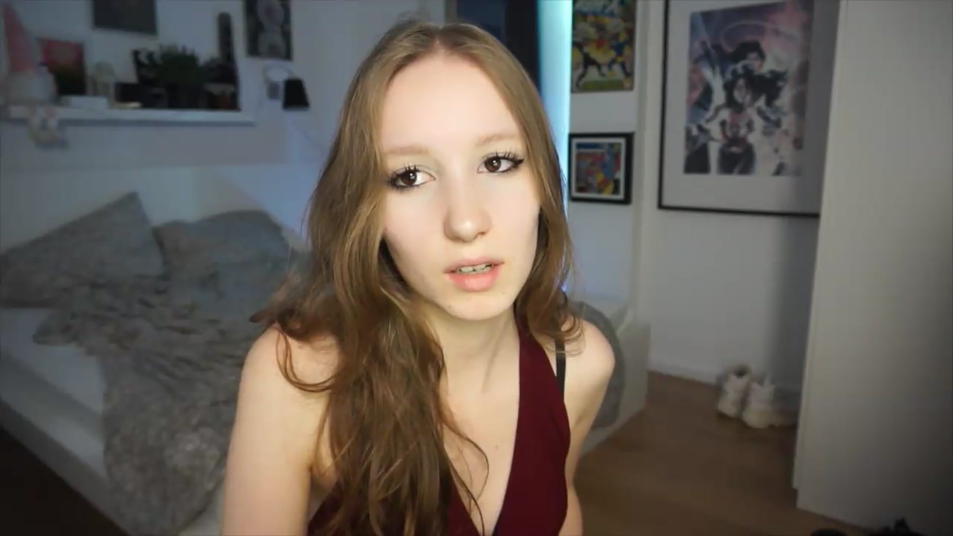 Gallery image thumbnail from Sw33t_g1rl's myfreecams stream on, 06/14/2026, 20:33 image 7 of 20
