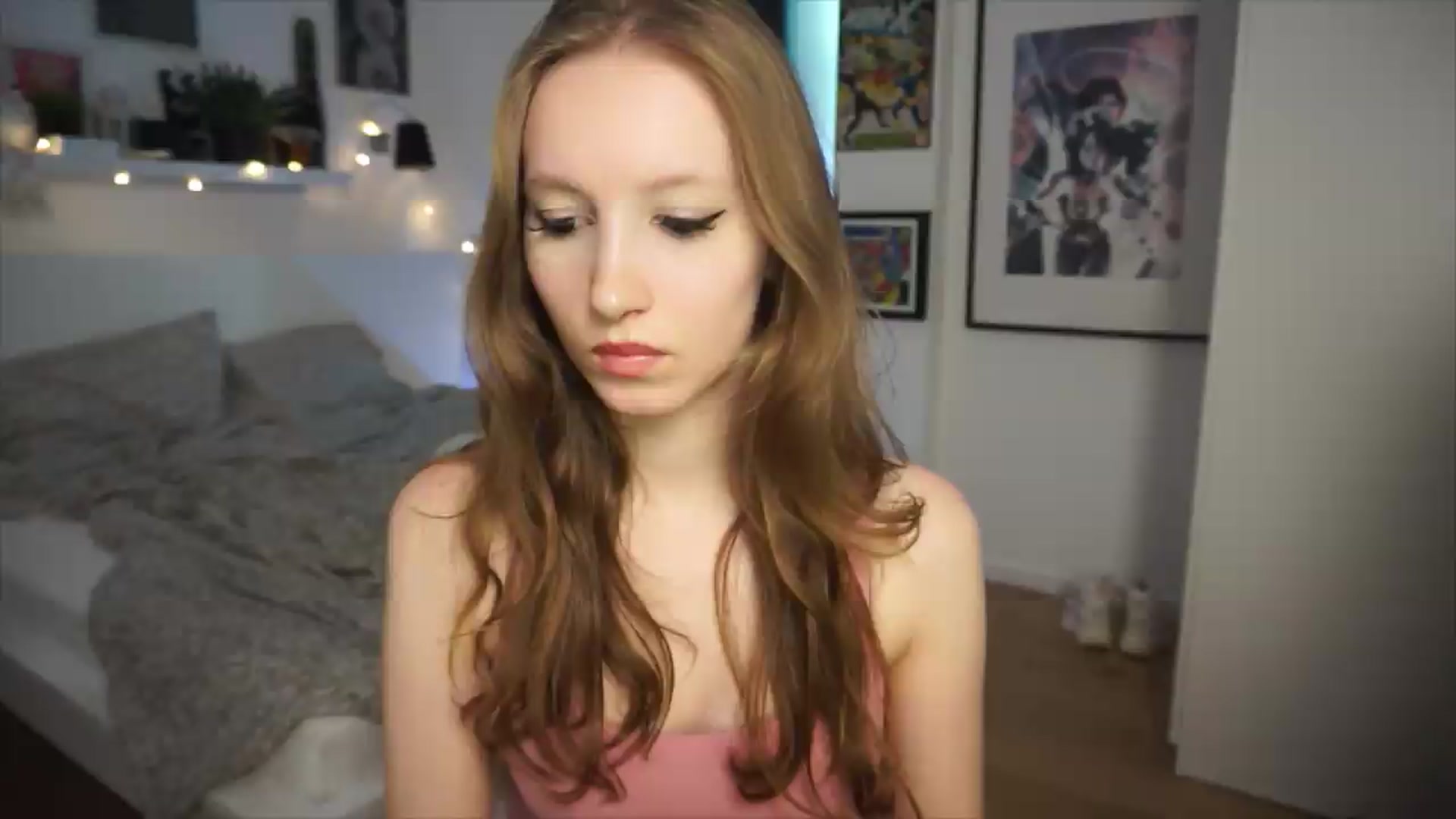 Gallery image thumbnail from Sw33t_g1rl's myfreecams stream on, 06/15/2026, 20:28 image 7 of 20