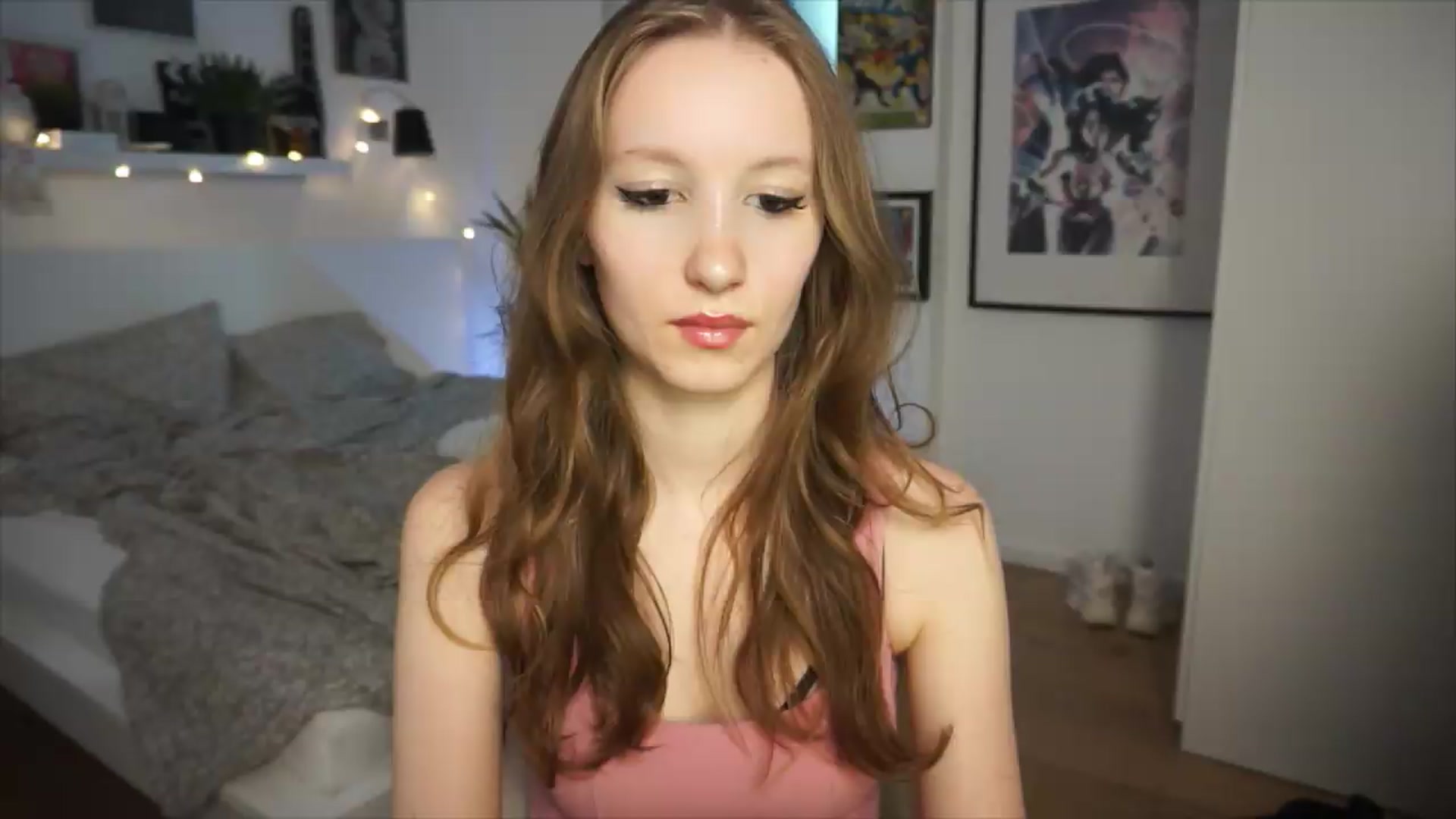 Gallery image thumbnail from Sw33t_g1rl's myfreecams stream on, 06/15/2026, 20:28 image 2 of 20