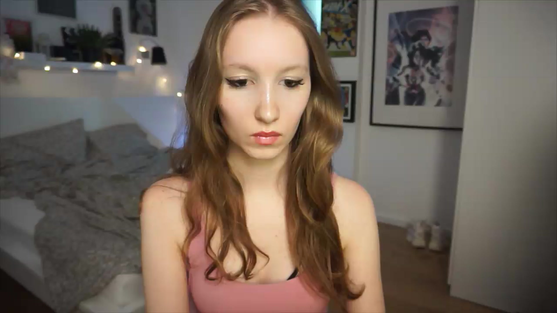 Gallery image thumbnail from Sw33t_g1rl's myfreecams stream on, 06/15/2026, 20:28 image 5 of 20