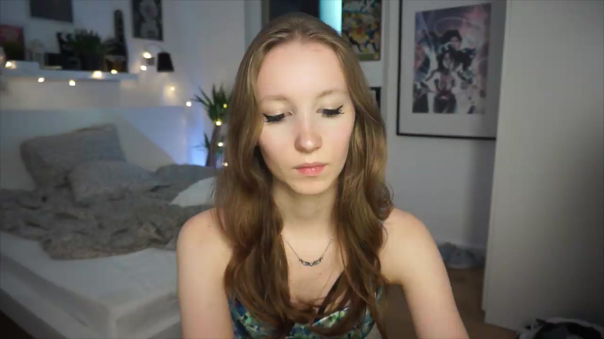 Gallery image thumbnail from Sw33t_g1rl's myfreecams stream on, 06/18/2026, 21:34 image 6 of 20