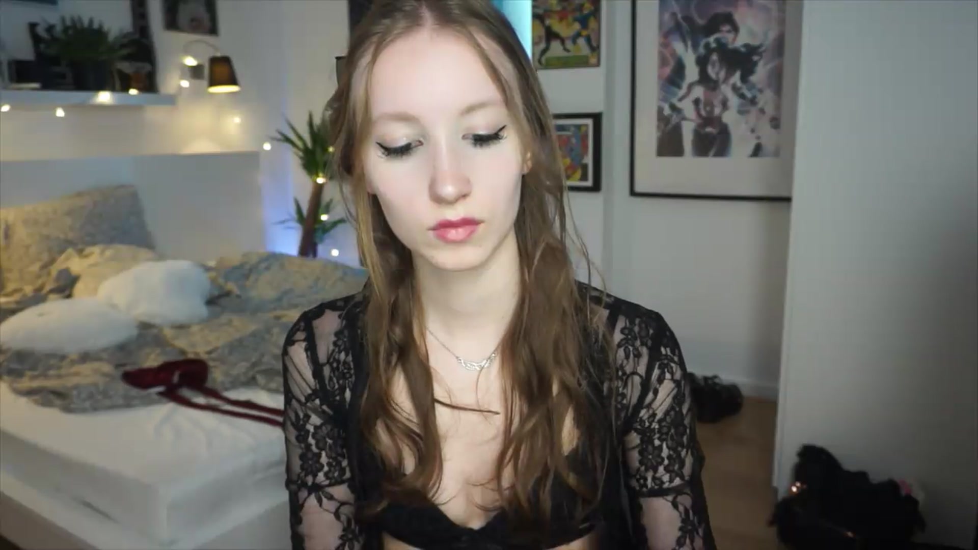 Gallery image thumbnail from Sw33t_g1rl's myfreecams stream on, 06/20/2026, 21:00 image 19 of 20