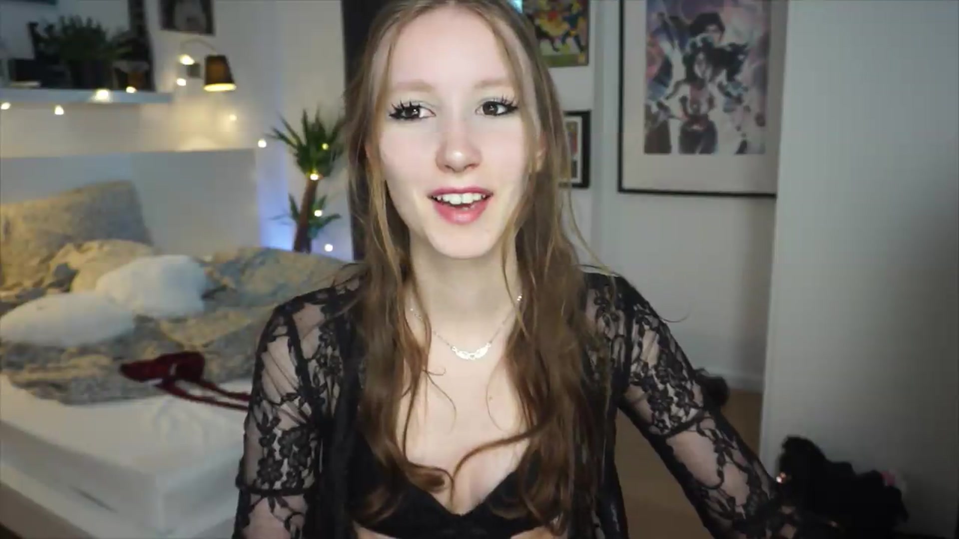 Gallery image thumbnail from Sw33t_g1rl's myfreecams stream on, 06/20/2026, 21:00 image 18 of 20