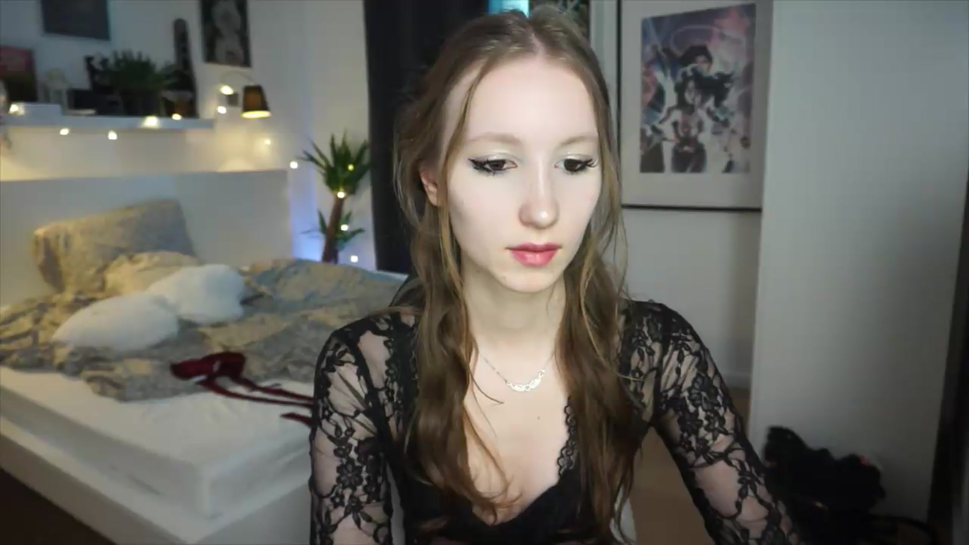 Gallery image thumbnail from Sw33t_g1rl's myfreecams stream on, 06/20/2026, 21:00 image 13 of 20