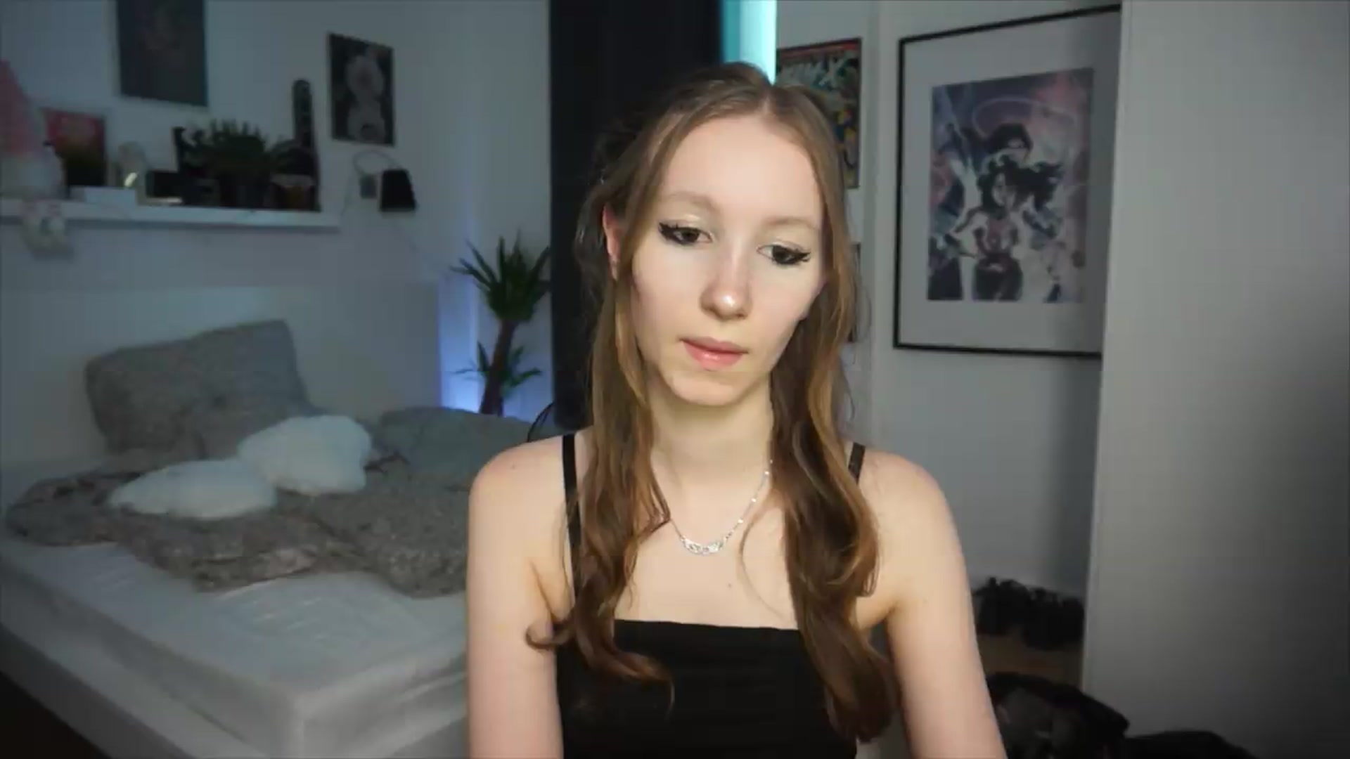 Gallery image thumbnail from Sw33t_g1rl's myfreecams stream on, 06/21/2026, 18:57 image 20 of 20