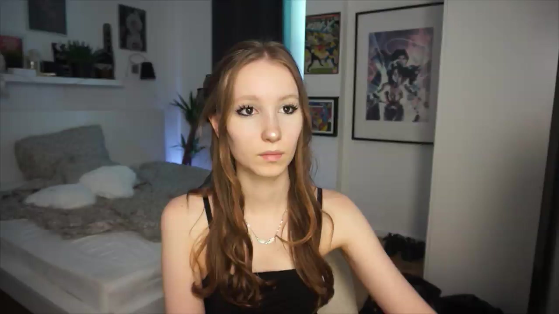 Gallery image thumbnail from Sw33t_g1rl's myfreecams stream on, 06/21/2026, 18:57 image 4 of 20