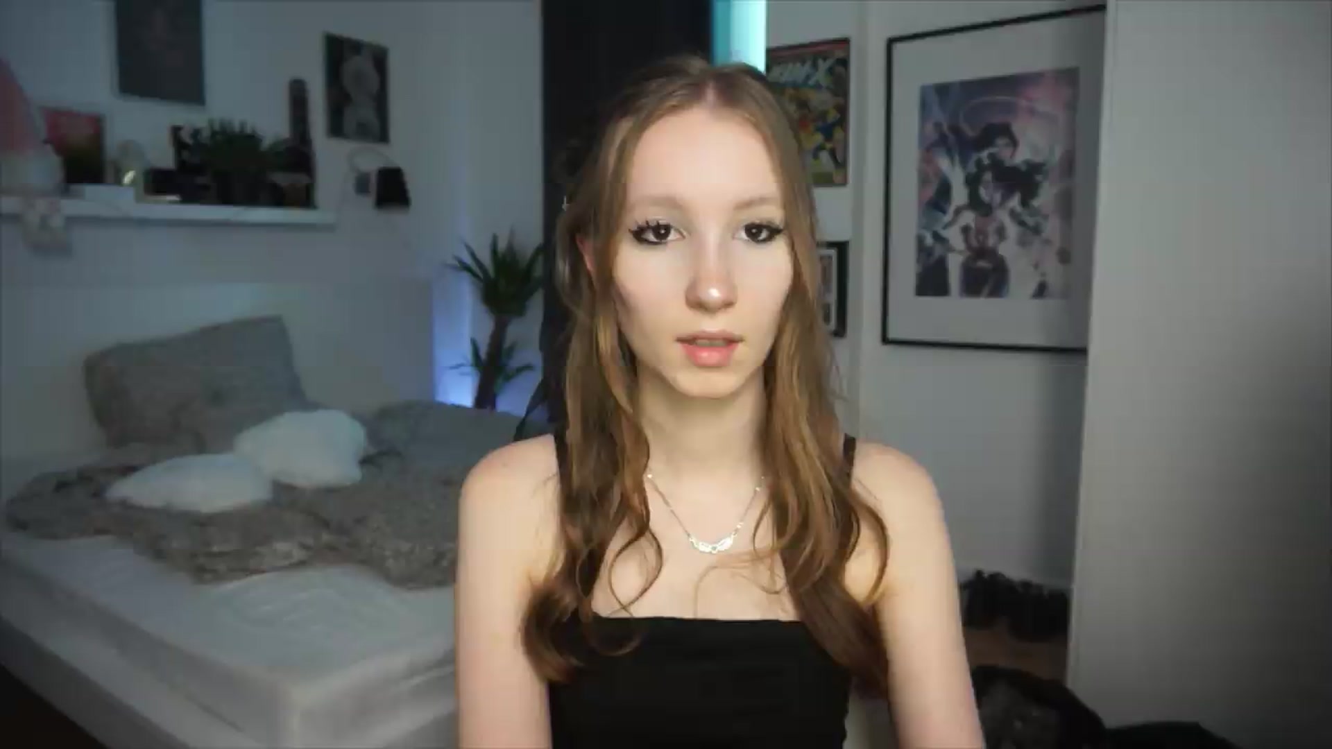 Gallery image thumbnail from Sw33t_g1rl's myfreecams stream on, 06/21/2026, 19:29 image 5 of 20