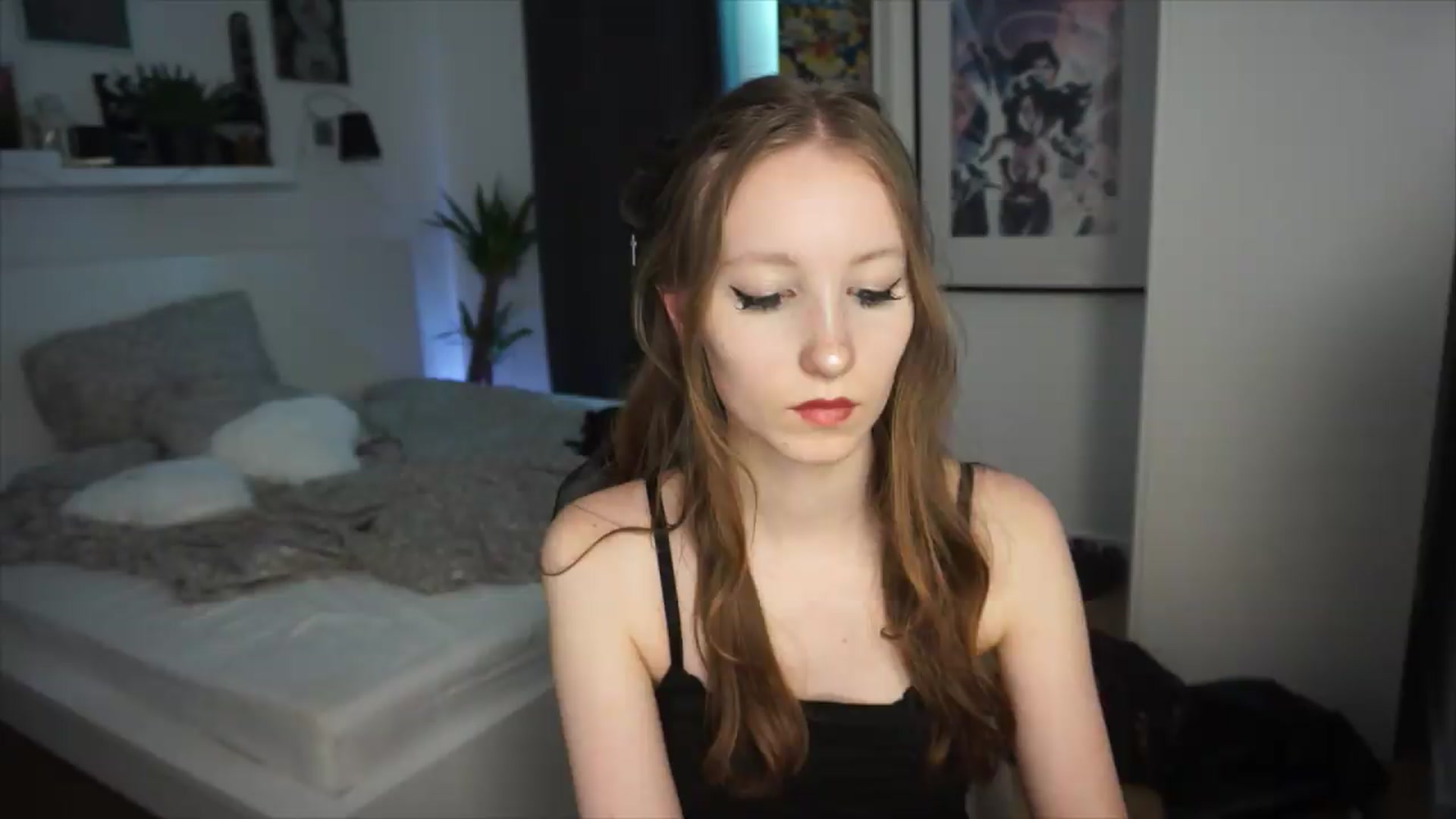 Gallery image thumbnail from Sw33t_g1rl's myfreecams stream on, 06/21/2026, 21:04 image 9 of 20