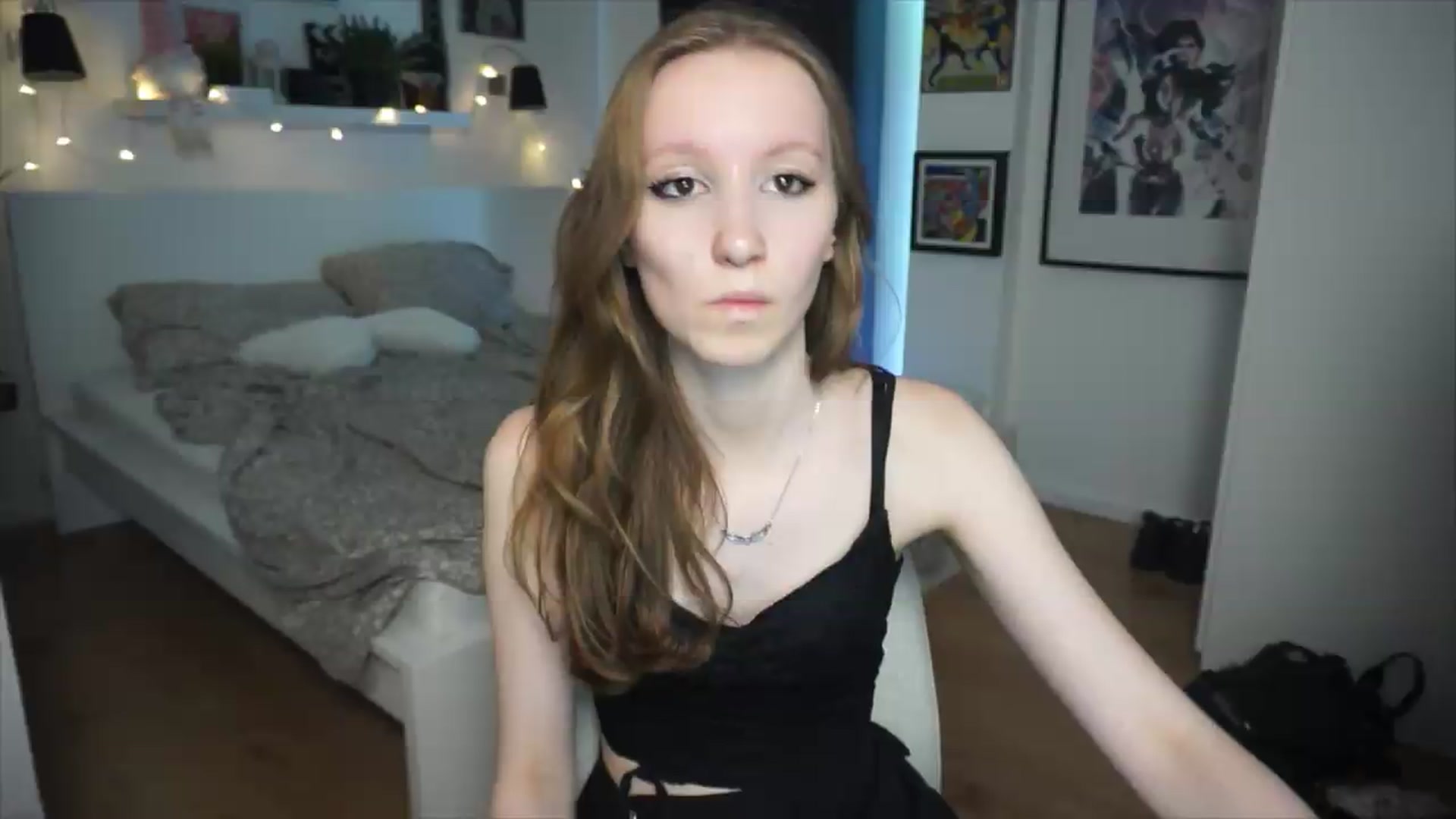Gallery image thumbnail from Sw33t_g1rl's myfreecams stream on, 06/25/2026, 21:55 image 9 of 20
