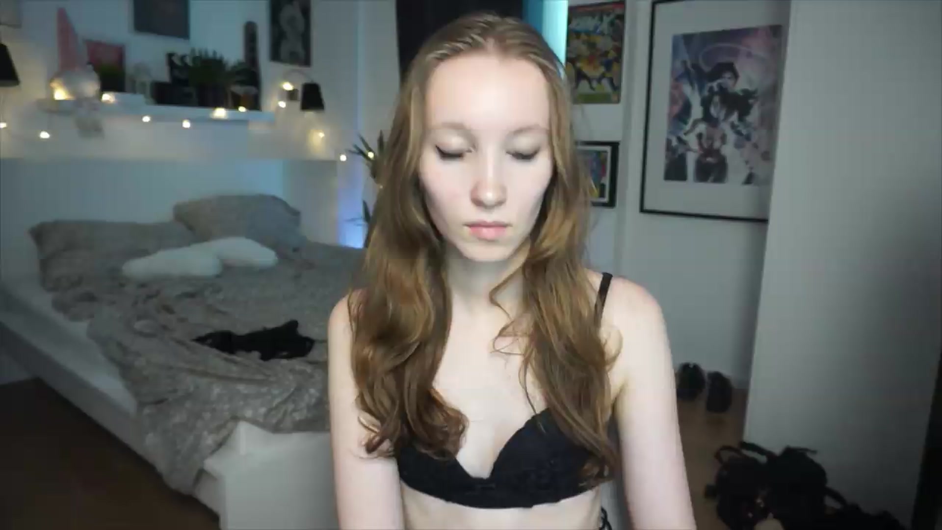 Gallery image thumbnail from Sw33t_g1rl's myfreecams stream on, 06/27/2026, 22:11 image 13 of 20