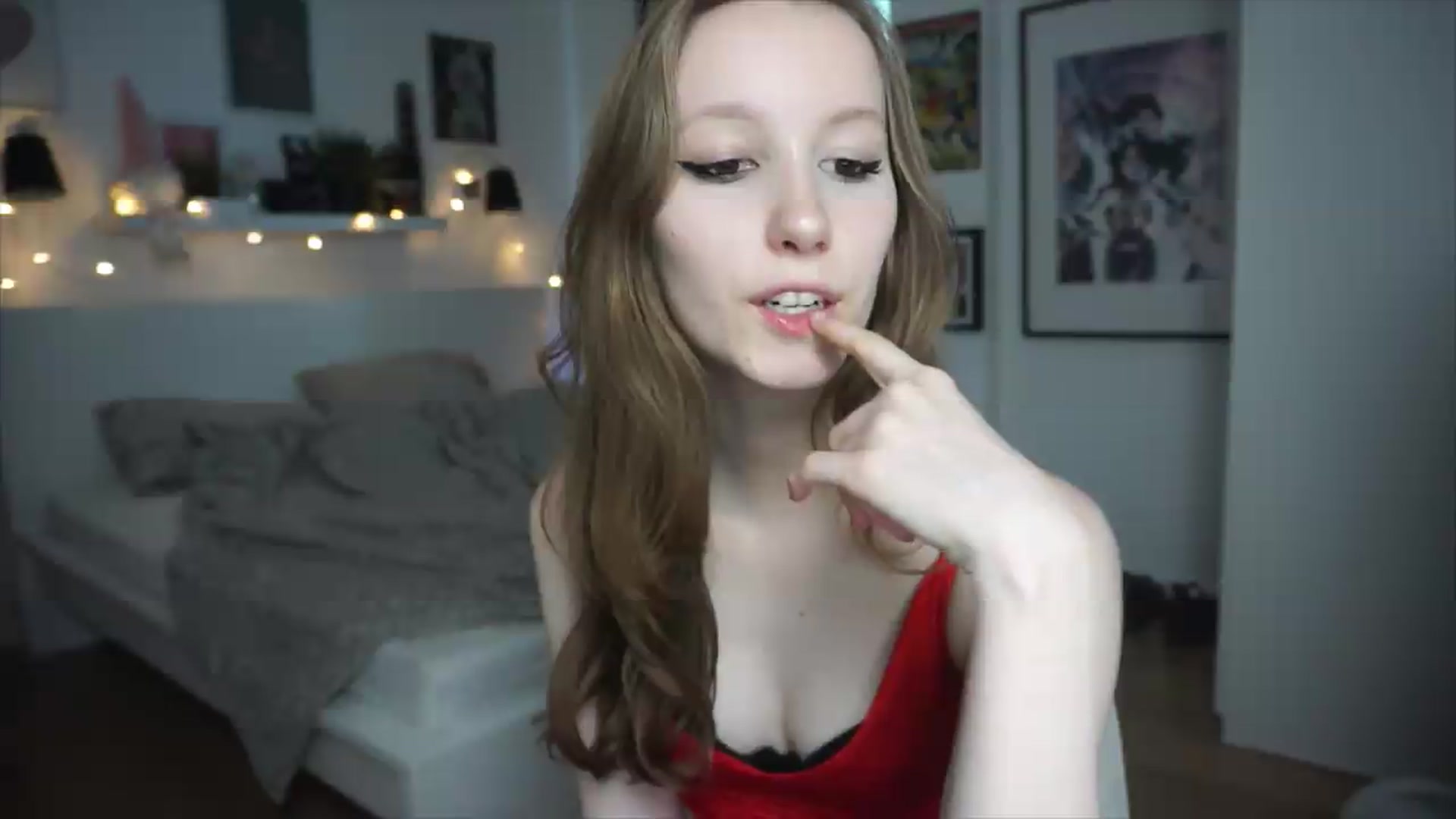 Gallery image thumbnail from Sw33t_g1rl's myfreecams stream on, 06/30/2026, 20:07 image 11 of 20