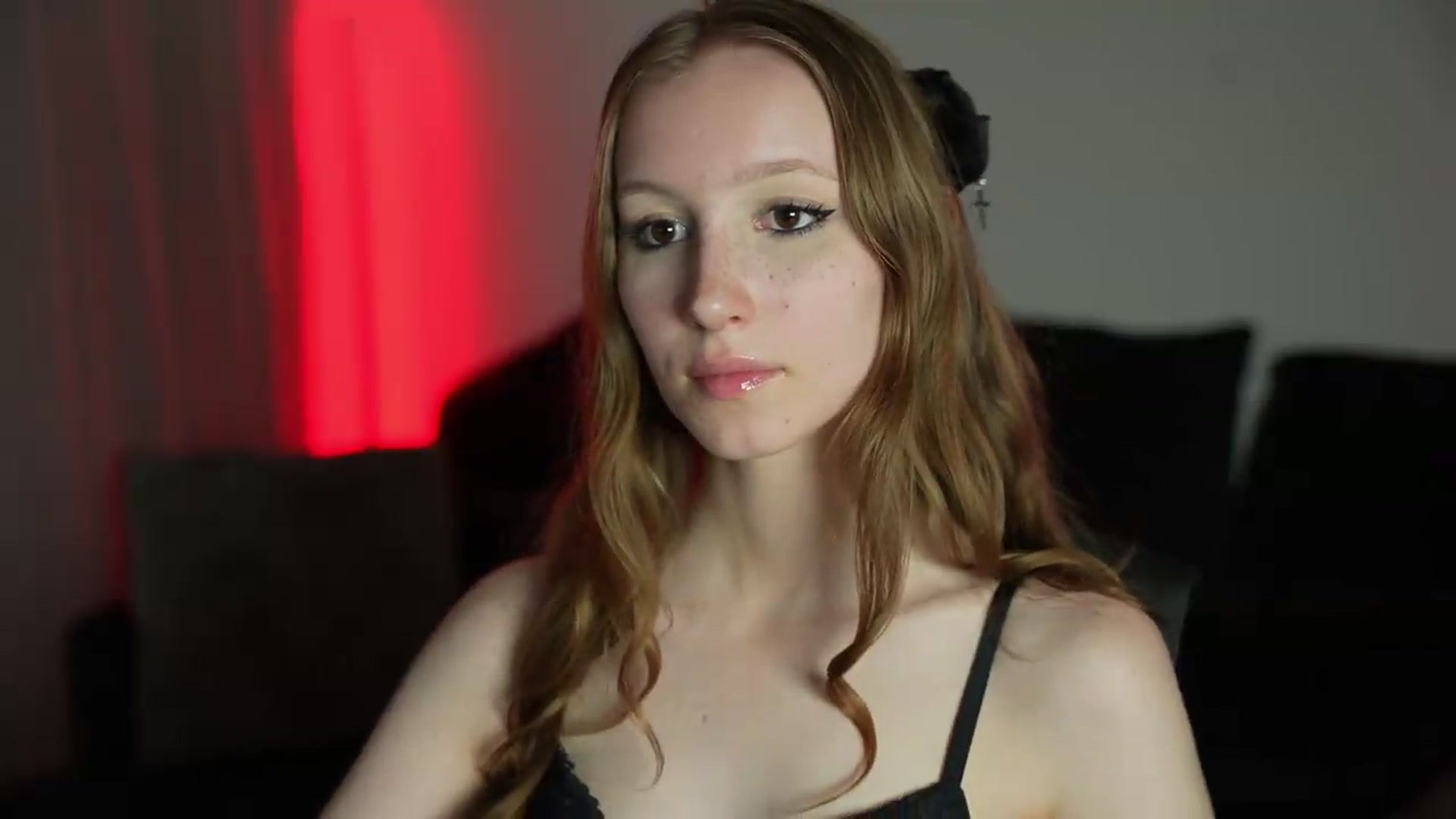Gallery image thumbnail from Sw33t_g1rl's myfreecams stream on, 07/02/2026, 01:23 image 11 of 20